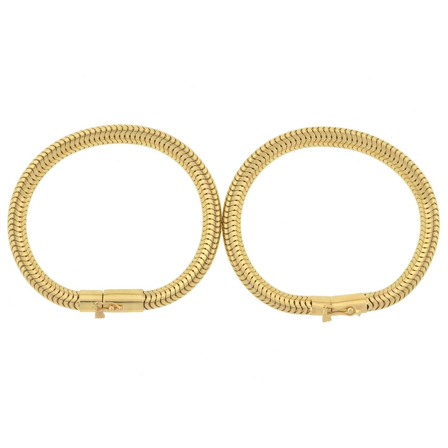 flexible gold bracelets