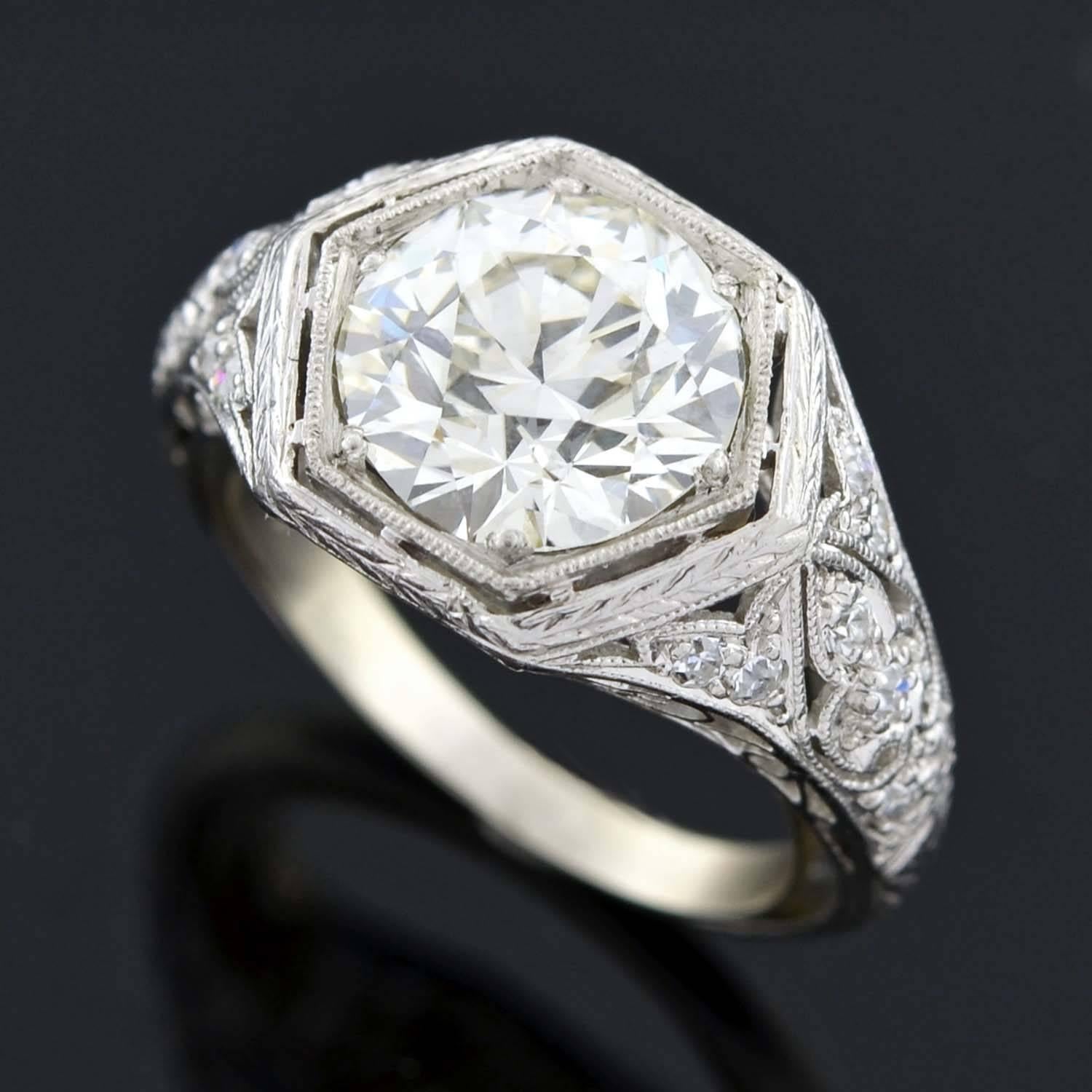 Art Deco 2.50 Carat Diamond Platinum Engagement Ring  2