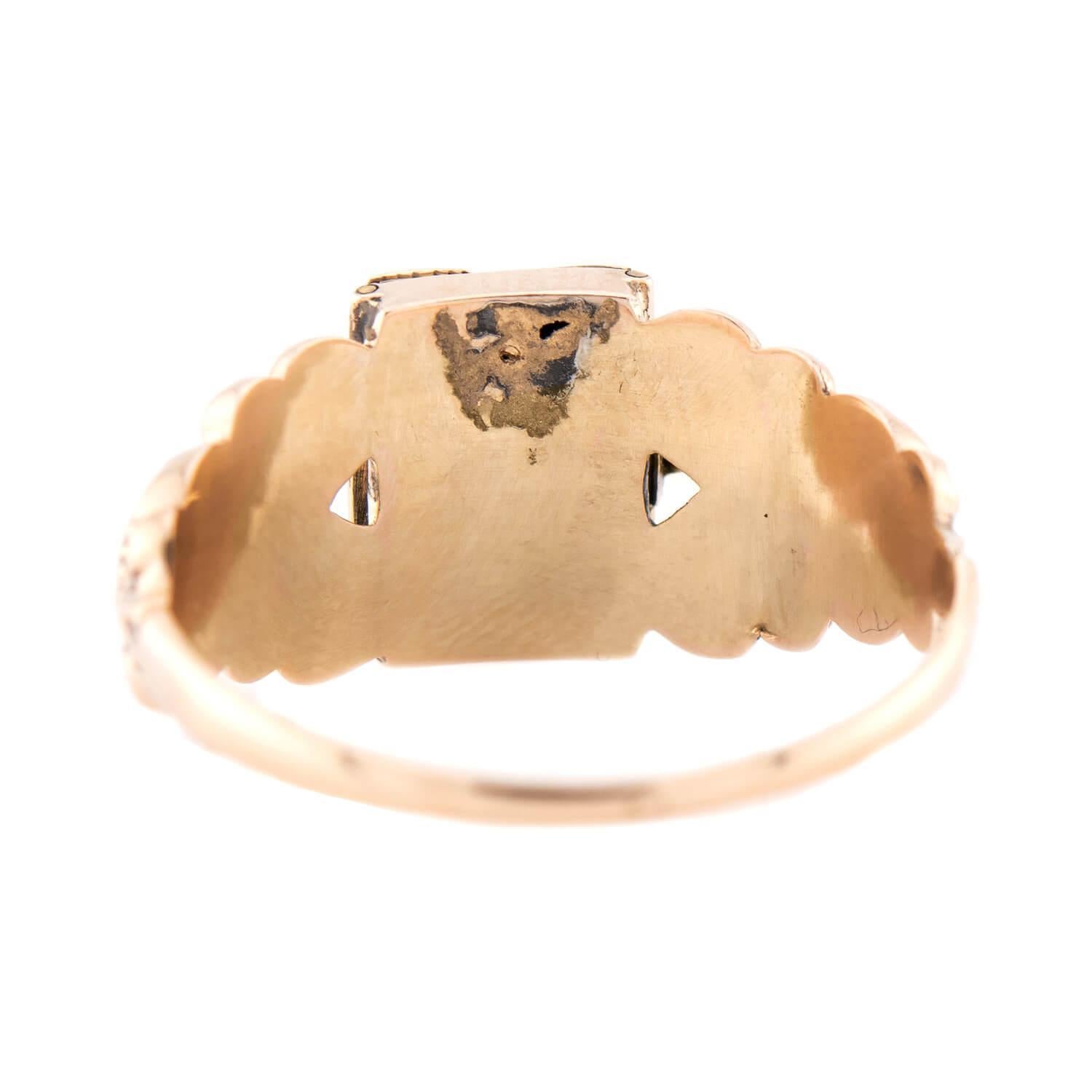 Georgian 18k Enamel Locket Ring For Sale 2