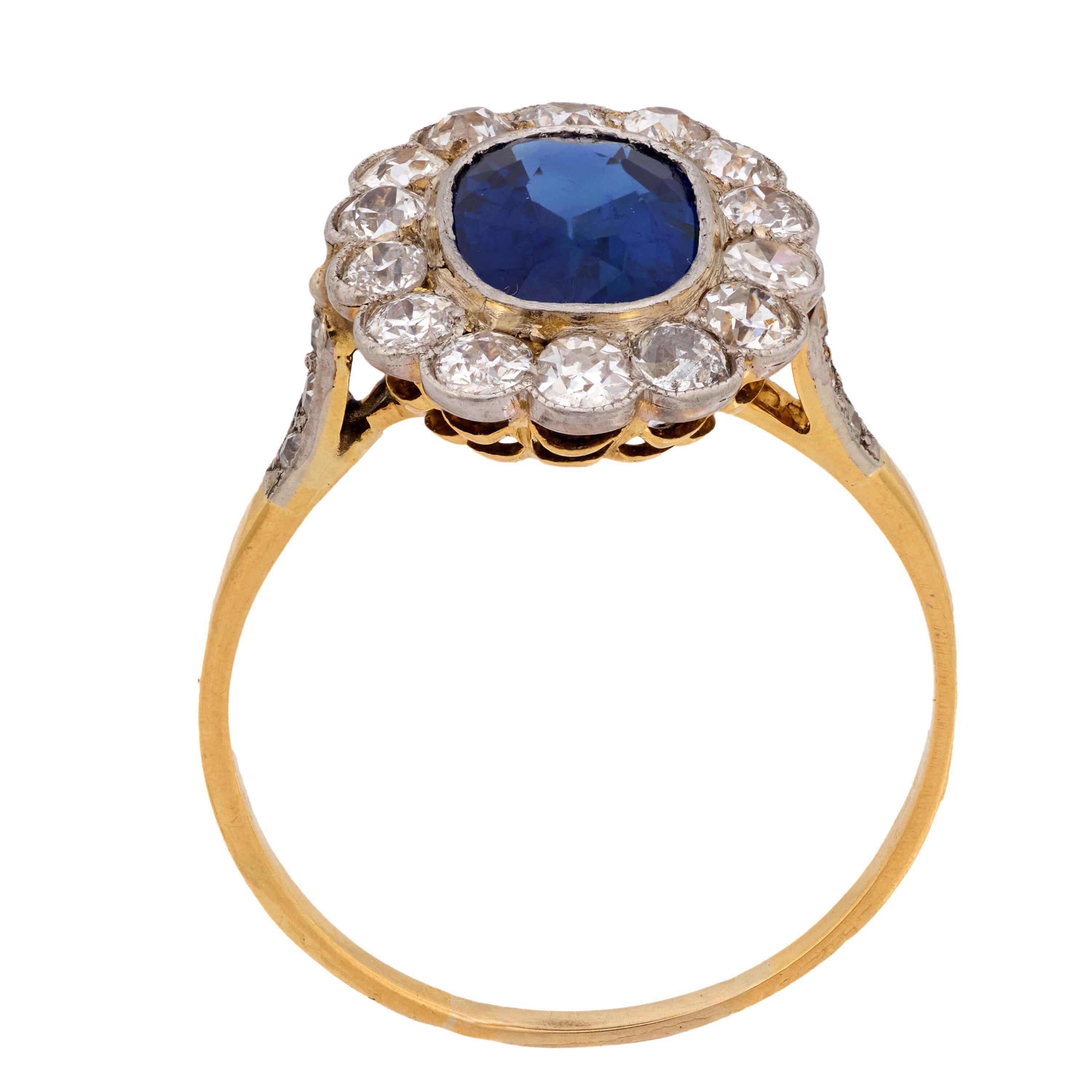 Taille ovale Bague édouardienne en platine/14k avec saphir et diamant en vente