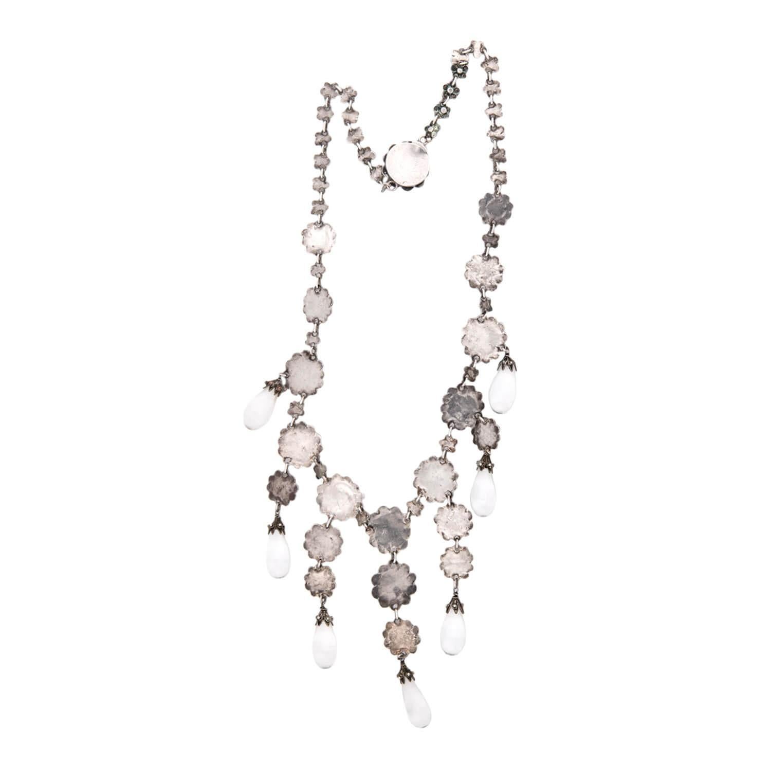 Taille cabochon Collier victorien en argent sterling avec feston en pierre de lune en vente