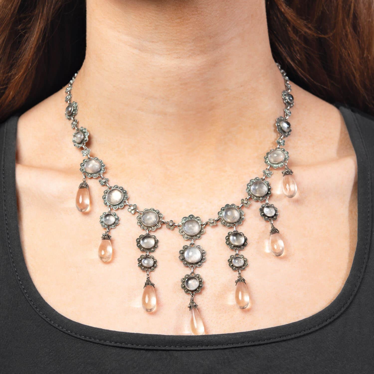 Collier victorien en argent sterling avec feston en pierre de lune Pour femmes en vente