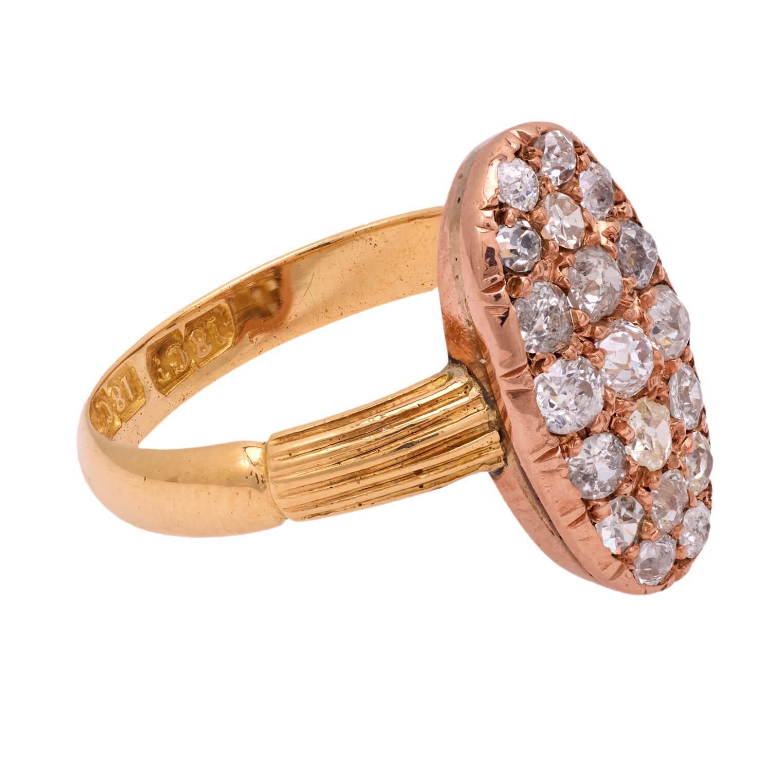 Taille vieille mine Bague Victorienne 18k à Navette Diamantée en vente