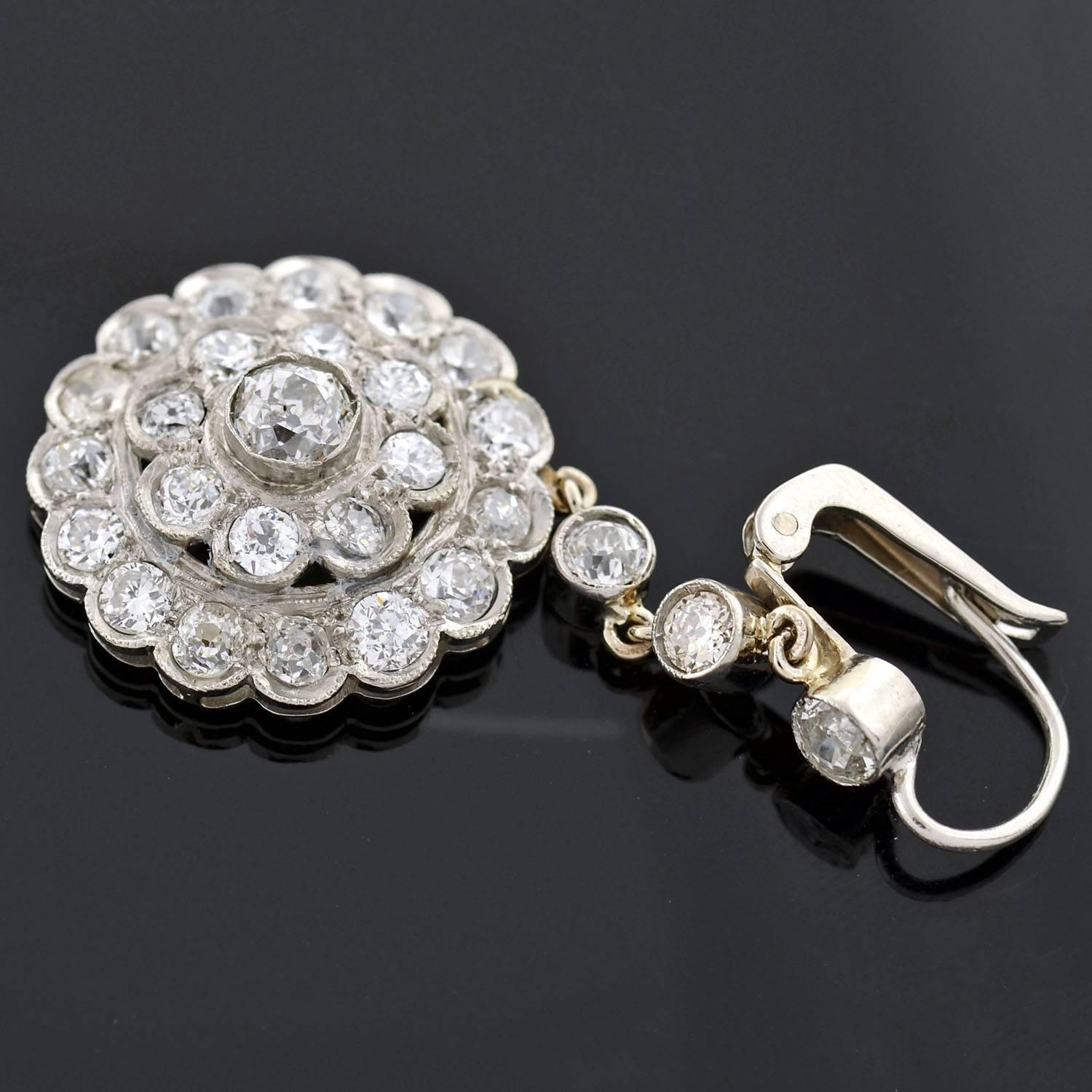 Late Art Deco Diamond Cluster Platinum Earrings 4.20ctw 1