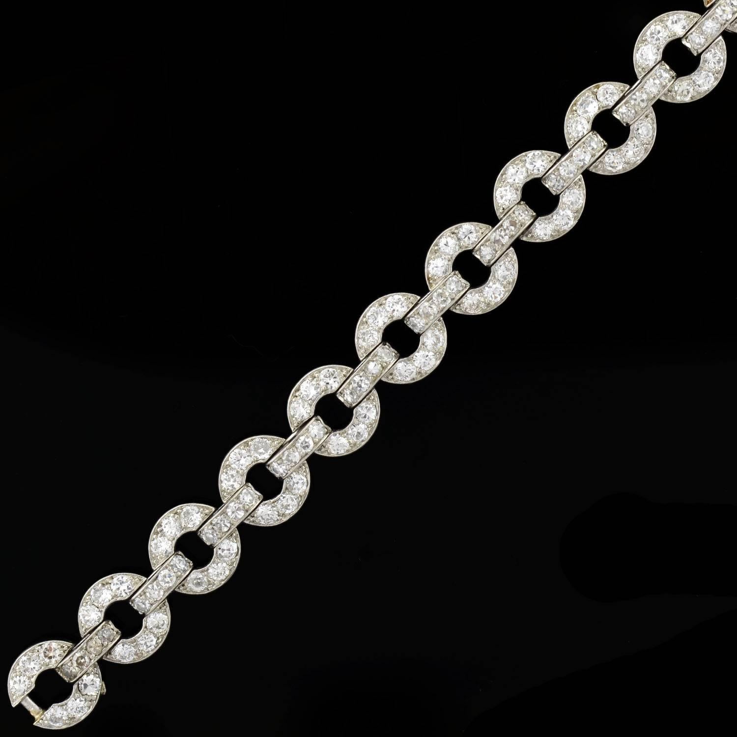 Women's Art Deco Diamond Platinum Encrusted Circle Link Bracelet