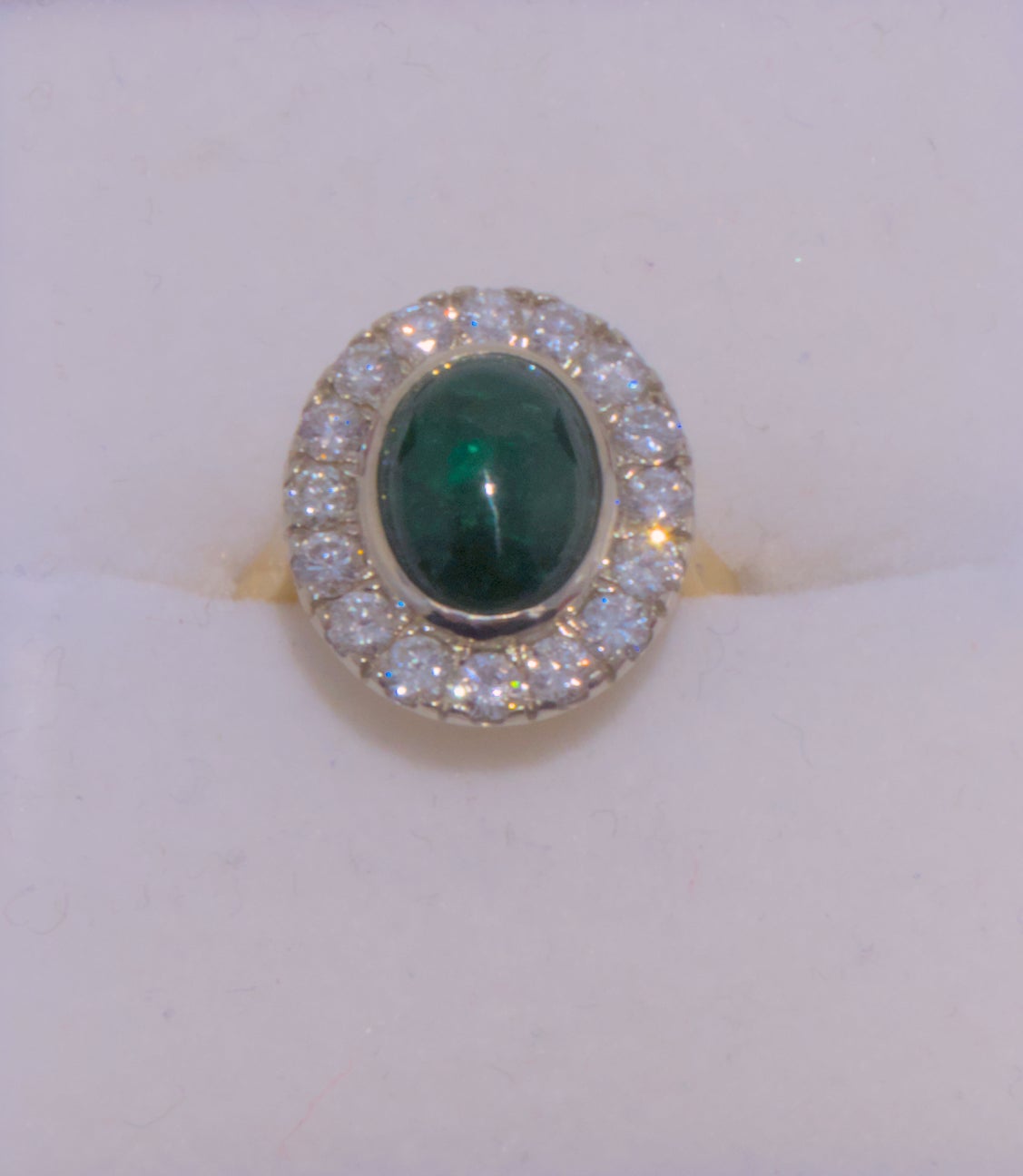 14K Yellow and White Gold 3.39 Carat Cabochon Emerald and Diamond Ring For Sale