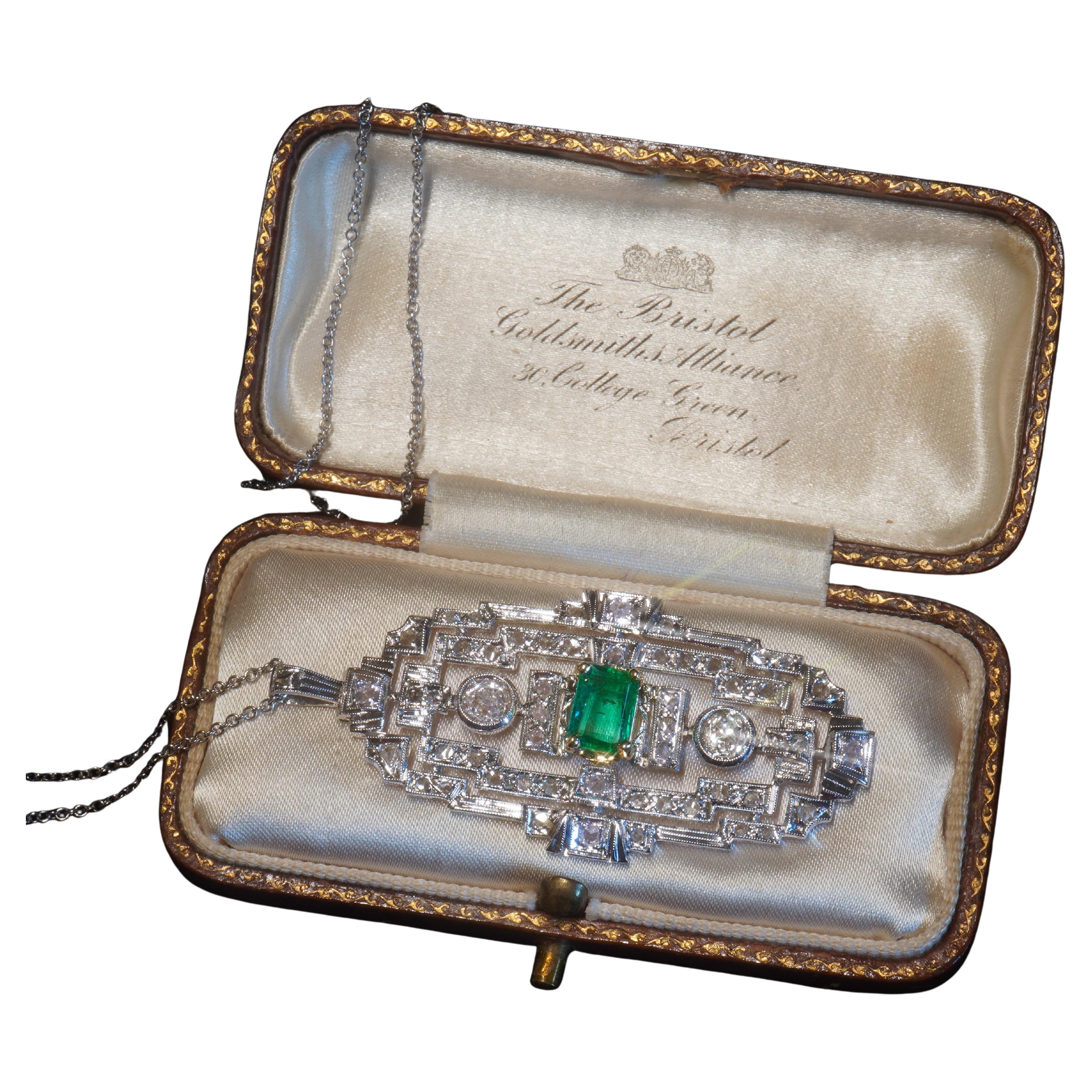 Ciondolo con smeraldo colombiano in 18 carati Vintage GIA Cert Victorian VS Old Mine! in vendita