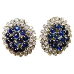 Orecchini rotondi Estate 18K con zaffiro cabochon e diamante Omega 11,40cttw