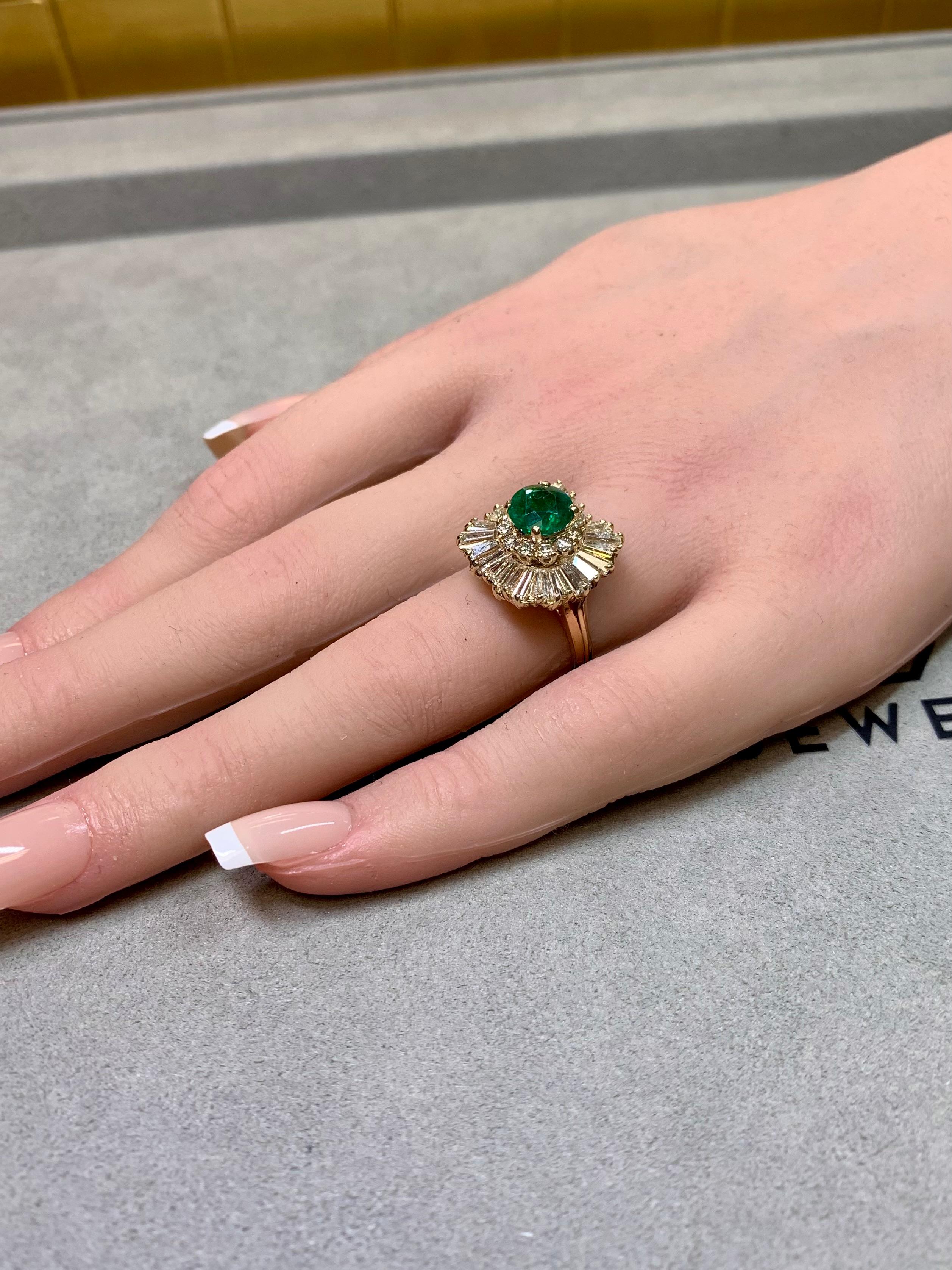 Vintage 14K Baguette Diamant Runde Smaragd Ballerina Cocktail Ring 3,74ctw im Angebot 2