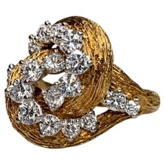 Vintage-Cocktailring von Kurt Wayne aus Diamanten und 18-karätigem Gelbgold mit feiner Struktur, 1970