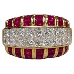 Estate 18K Yellow Gold Graduated Princess Diamond & Square Ruby Cocktail Ring