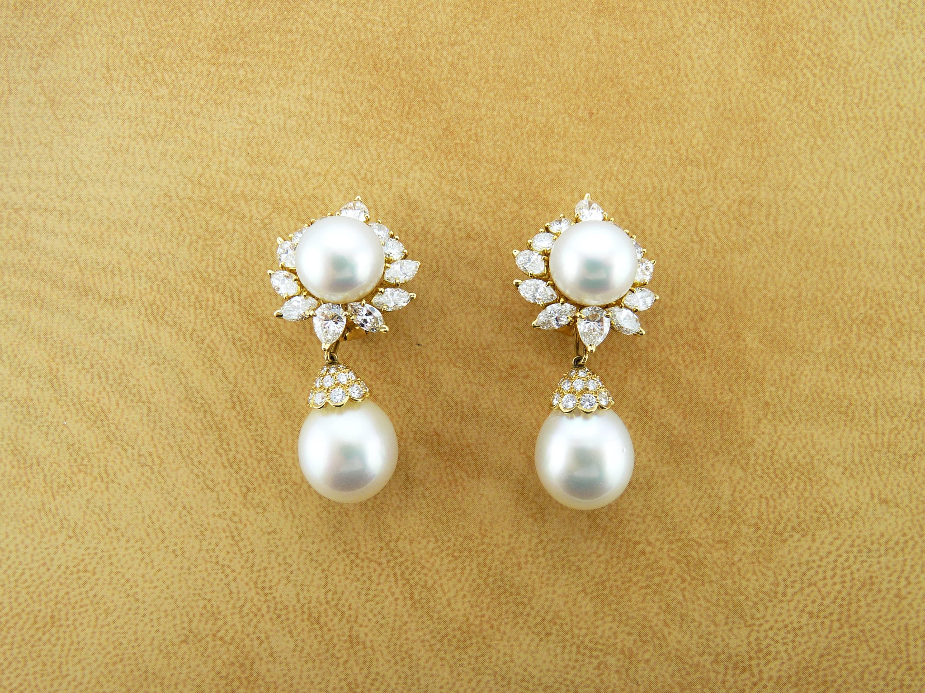 Van Cleef & Arpels Pearl Diamond 18 Karat Yellow Gold Earrings 1