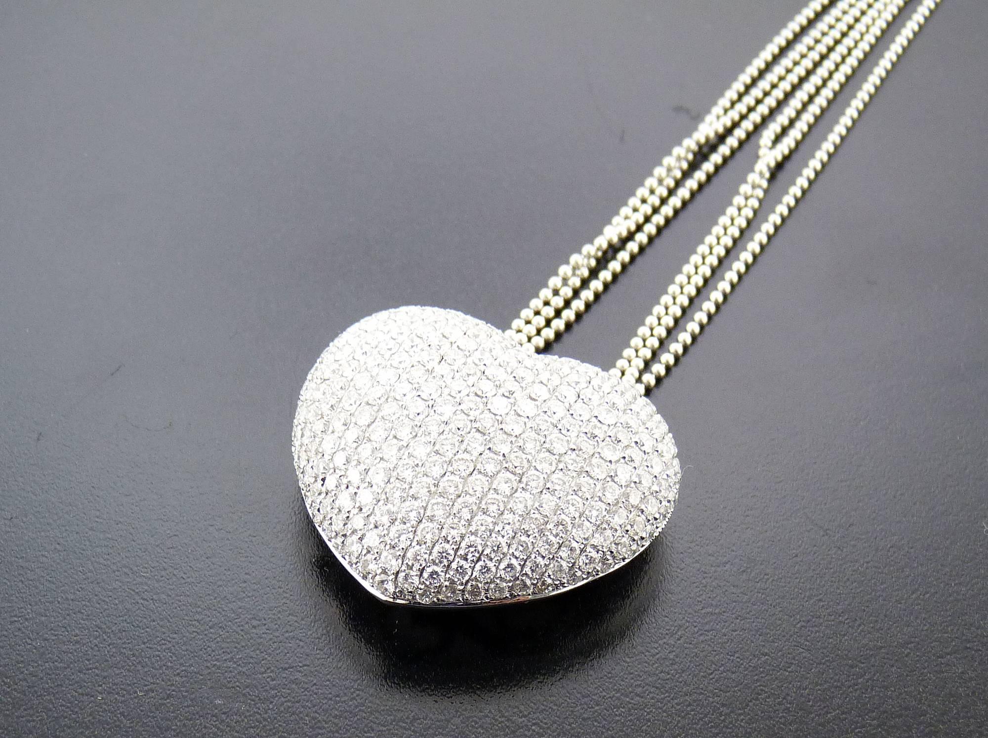 Heart Shaped Diamond Pendant Necklace 1