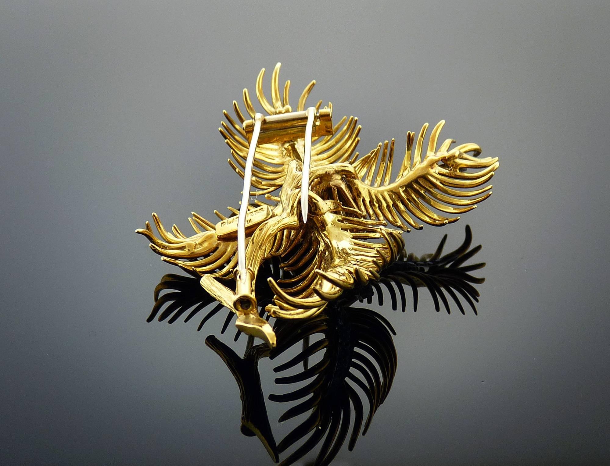Taglio misto David Webb Spilla con diamanti e rubini in oro giallo 18 carati in vendita