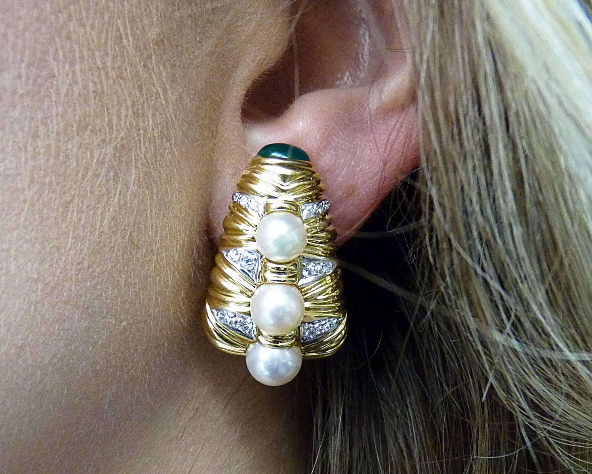 Women's or Men's Diamond Pearl Emerald 18 Karat Gold Earrings