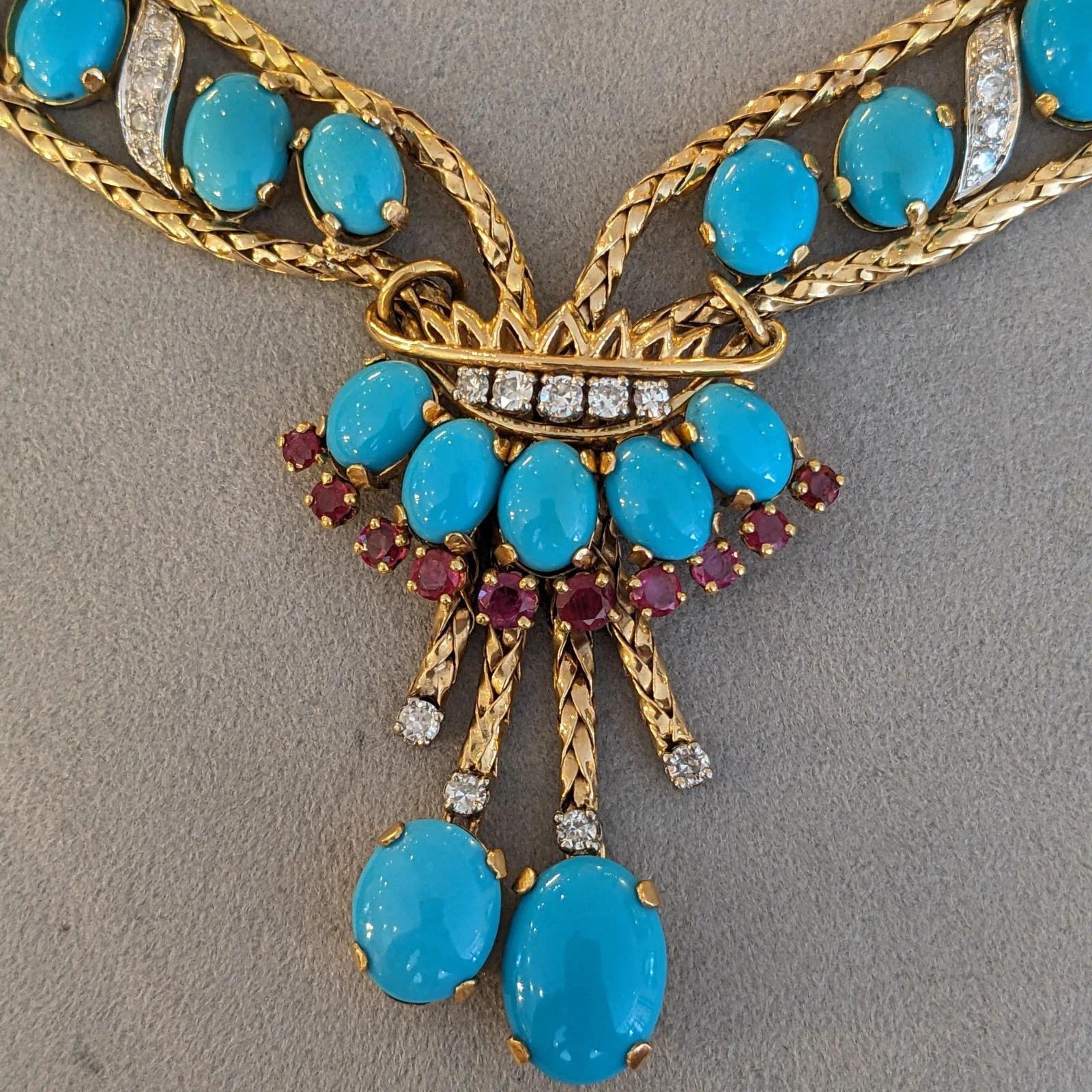 Collier en or jaune 18k et platine avec turquoise française, rubis et diamants en vente 1