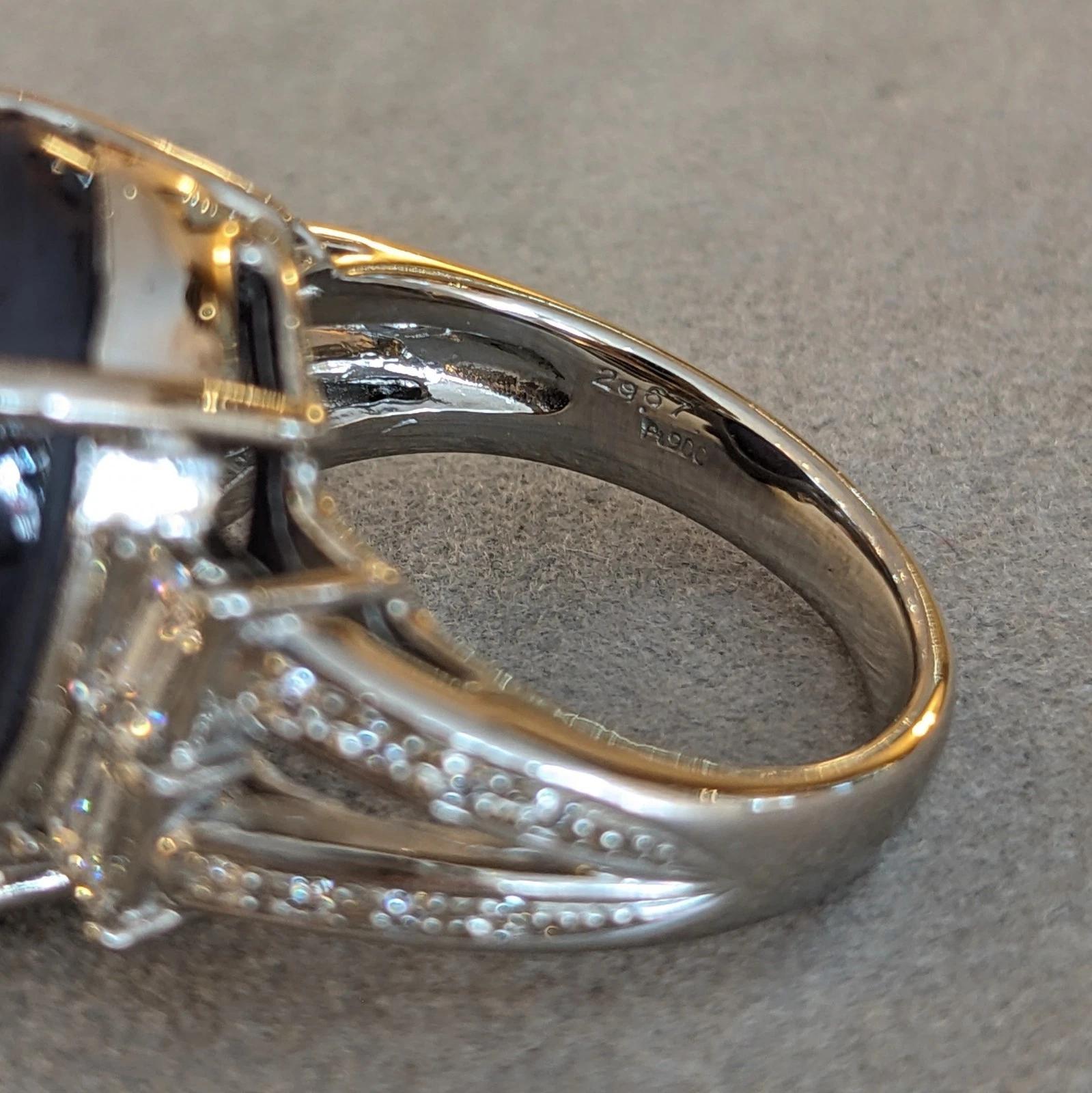 Anello con zaffiro naturale a stella di 29,67 carati e diamante in platino in vendita 4