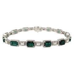 Natural Emerald and Diamond Link Bracelet in 18k White Gold