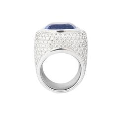 Colleen B. Rosenblat tanzanite gold ring