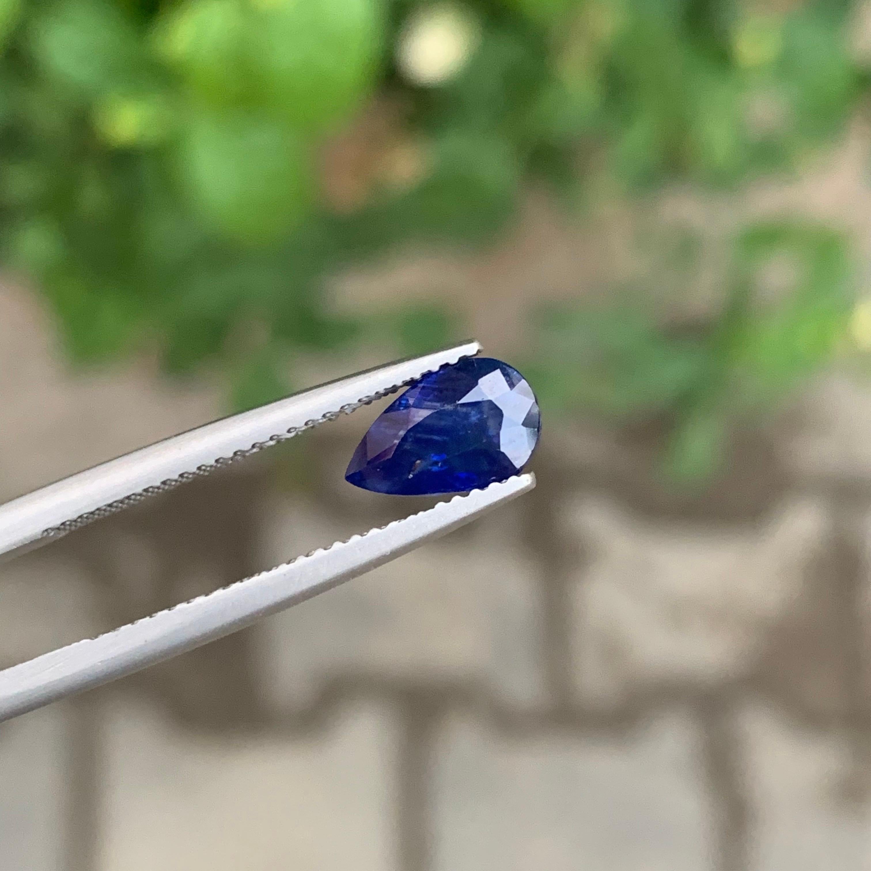 1,60 Karat natürlicher loser blauer Saphir Birnenform Edelstein im Angebot 3