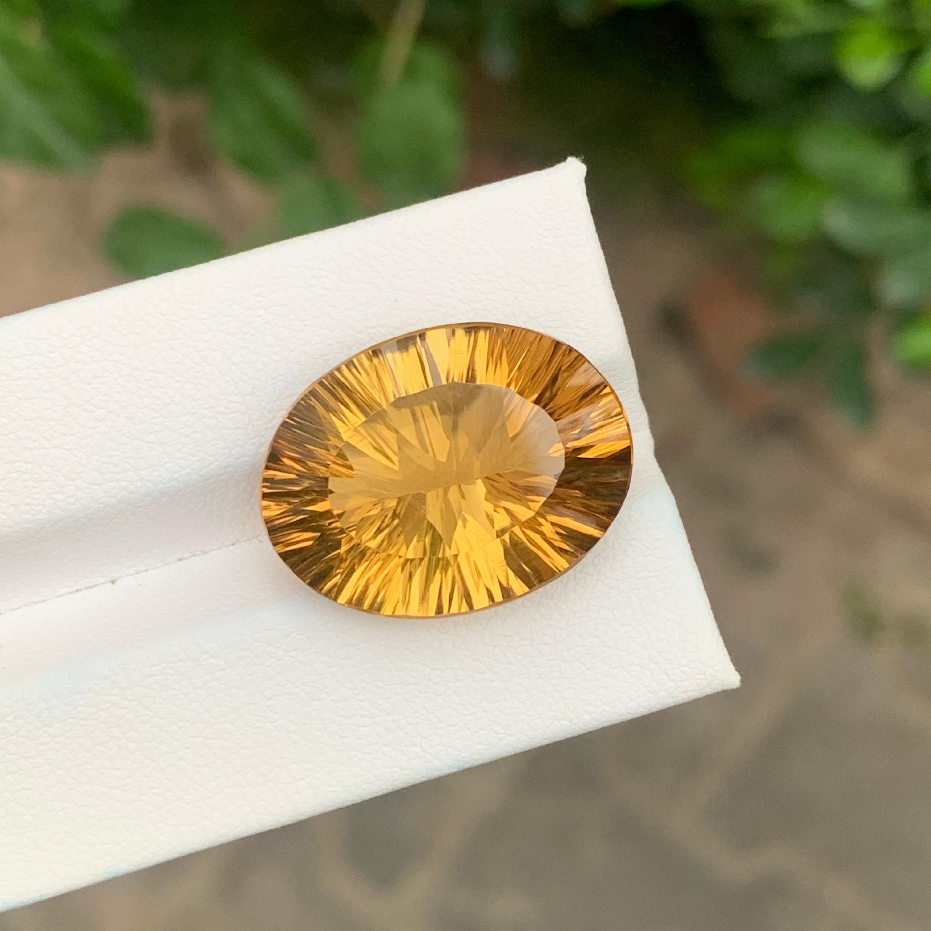 Taille ovale 21.05 Carat Natural Loose Honey Citrine Oval Shape Gemstone (pierre précieuse de forme ovale) en vente