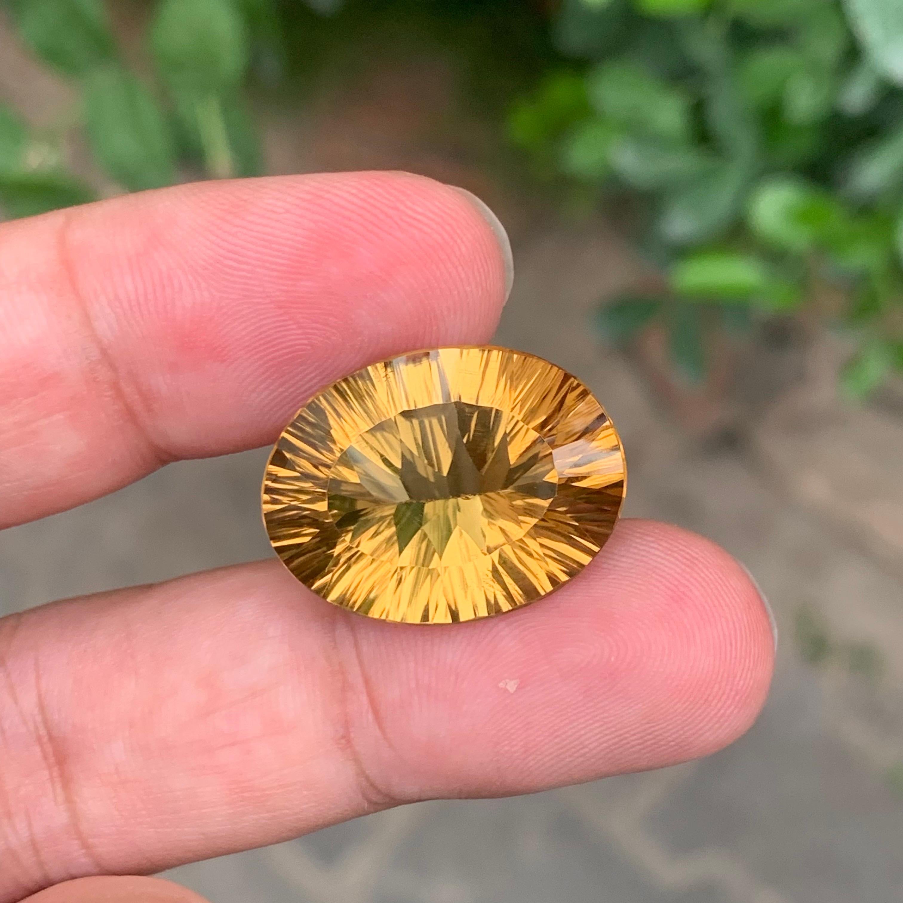21.05 Carat Natural Loose Honey Citrine Oval Shape Gemstone (pierre précieuse de forme ovale) en vente 4