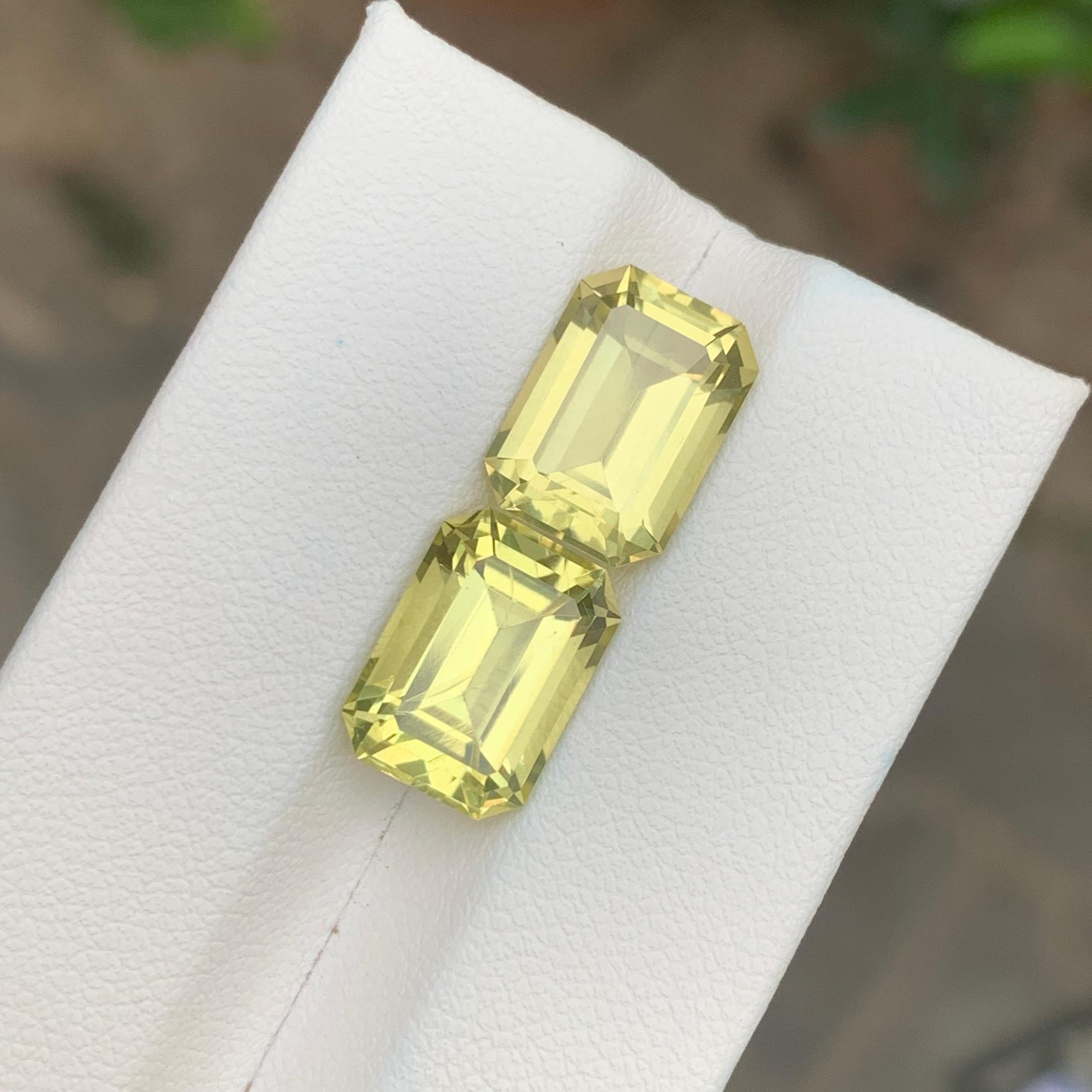 8.90 Carat Natural Loose Lemon Quartz Pair Emerald Shape Gemstone (pierre précieuse en forme d'émeraude) en vente 1