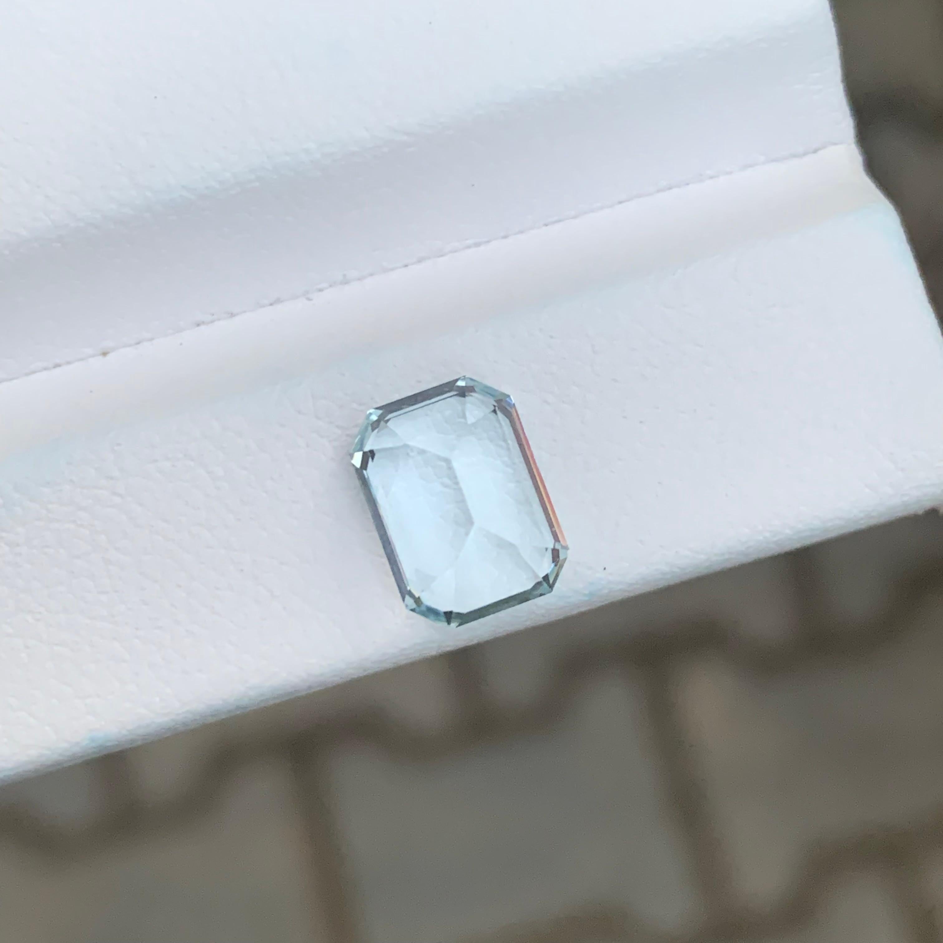 2.85 Karat natürlicher loser Aquamarin Smaragd Form Edelstein im Zustand „Neu“ im Angebot in Peshawar, PK