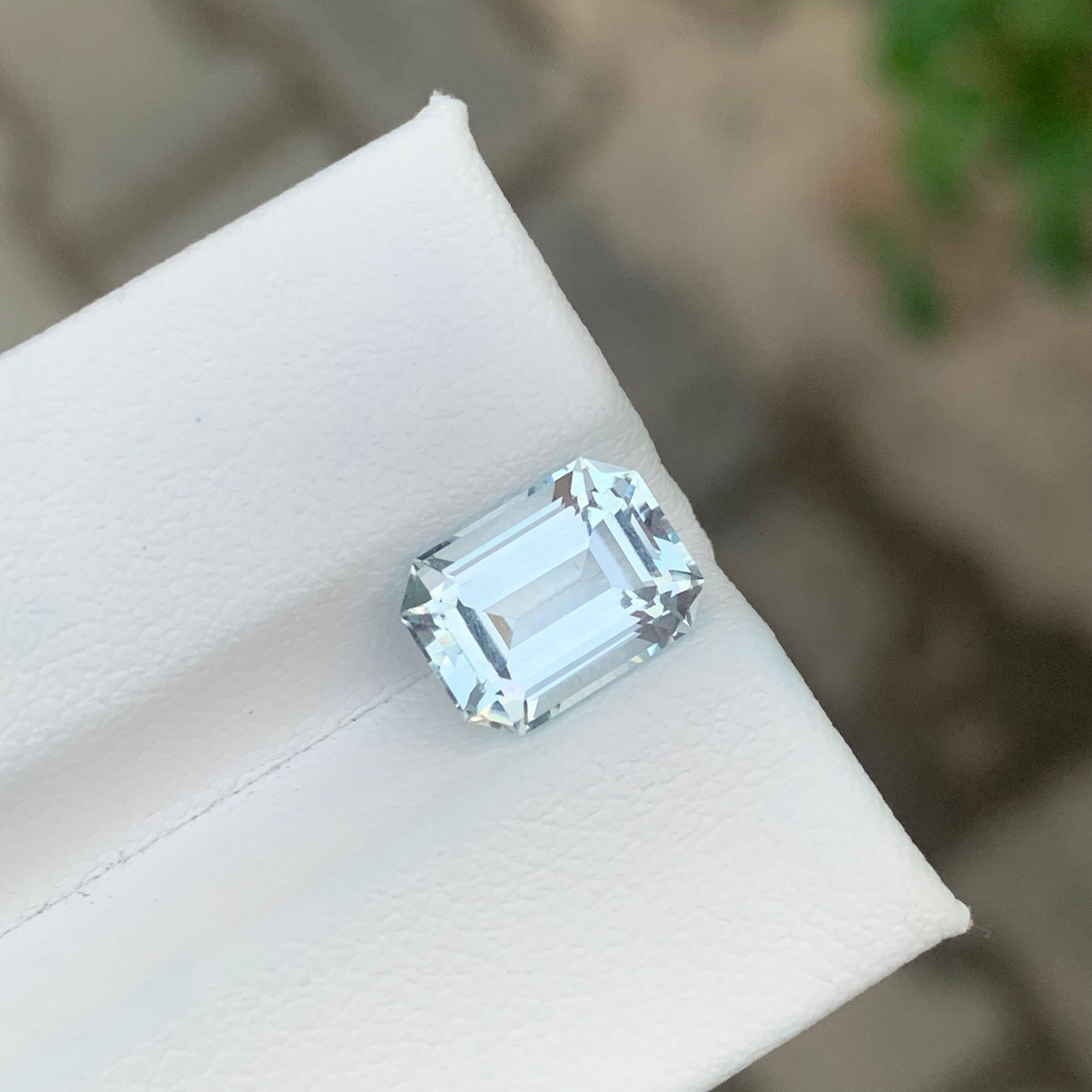 2.85 Karat natürlicher loser Aquamarin Smaragd Form Edelstein (Smaragdschliff) im Angebot
