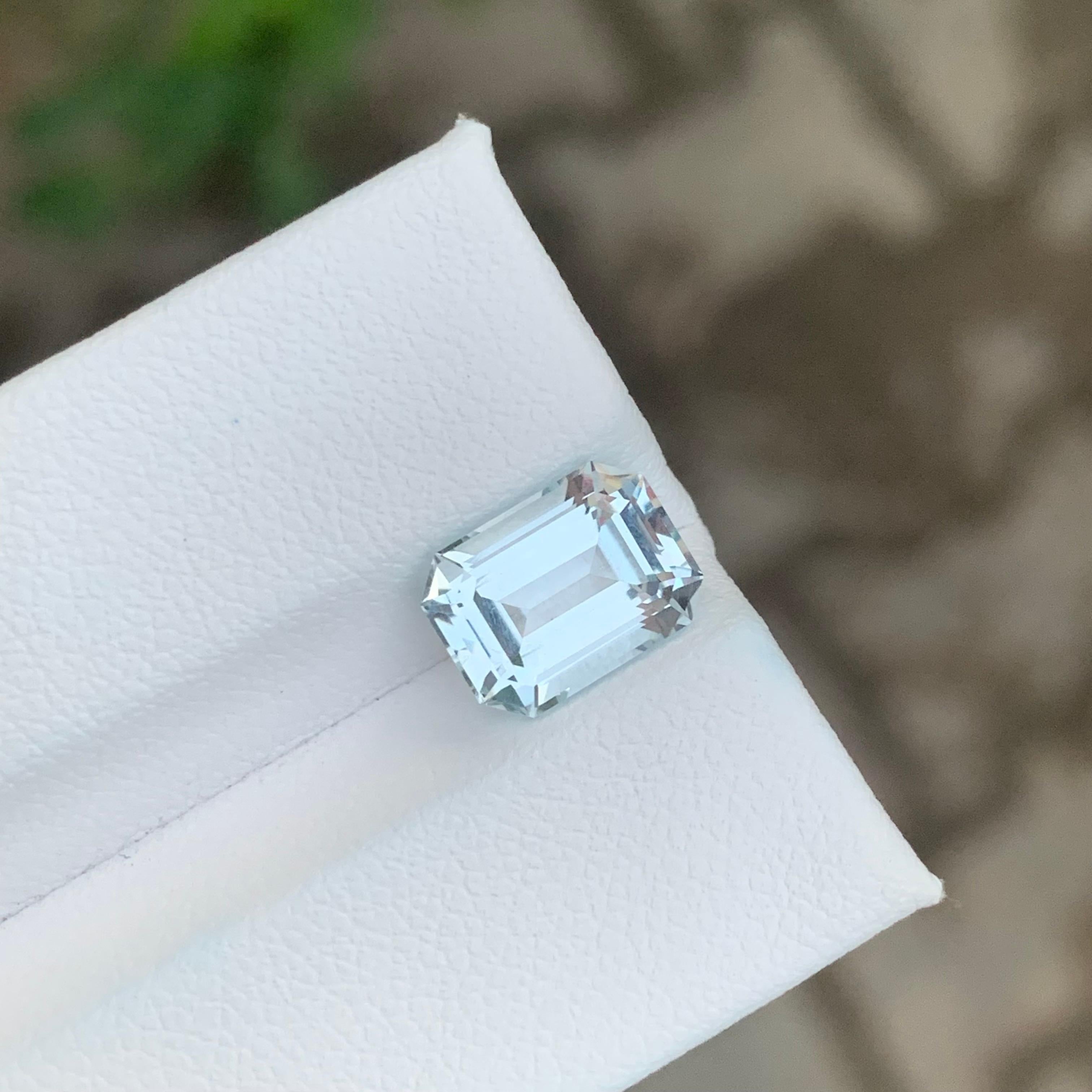 2.85 Karat natürlicher loser Aquamarin Smaragd Form Edelstein für Damen oder Herren im Angebot