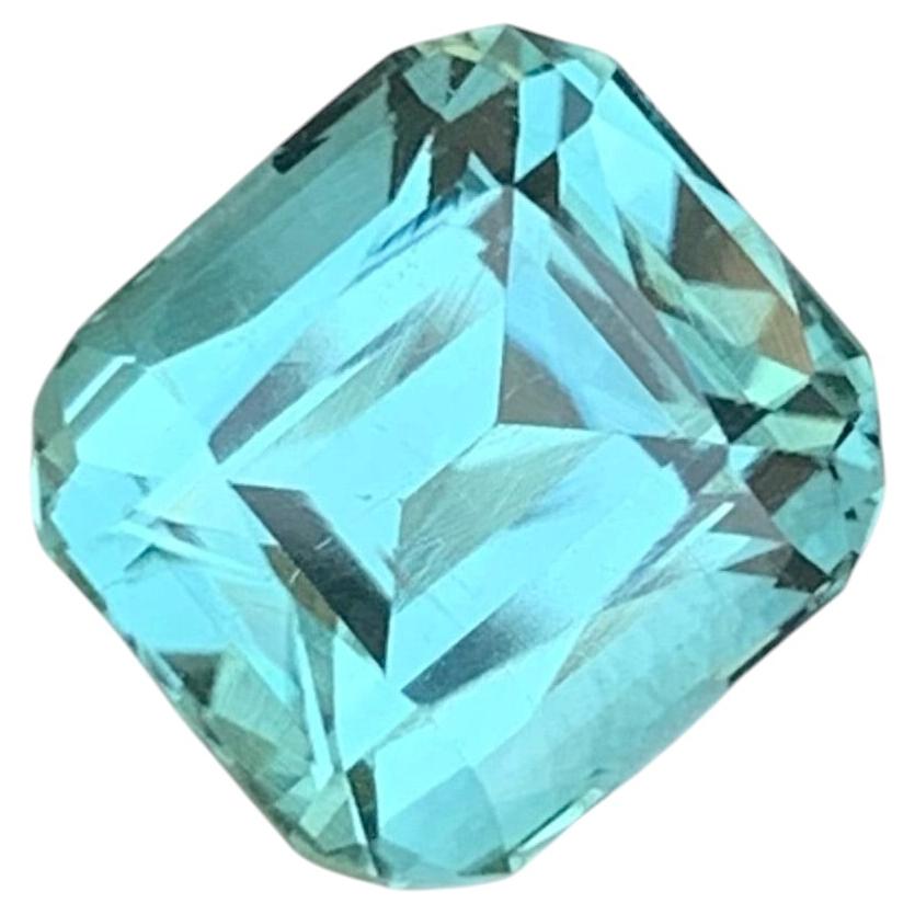 Pierre précieuse naturelle de tourmaline « seafoam » en vrac de 3.60 carats