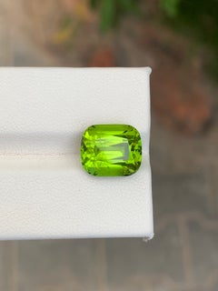 Cushion Cut 8.10ct Green Peridot Loose Gemstone, Pakistan Origin