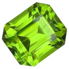 By Designer Gilt Gemstone 4.25ct Green Peridot Octagon Cut, Pakistan