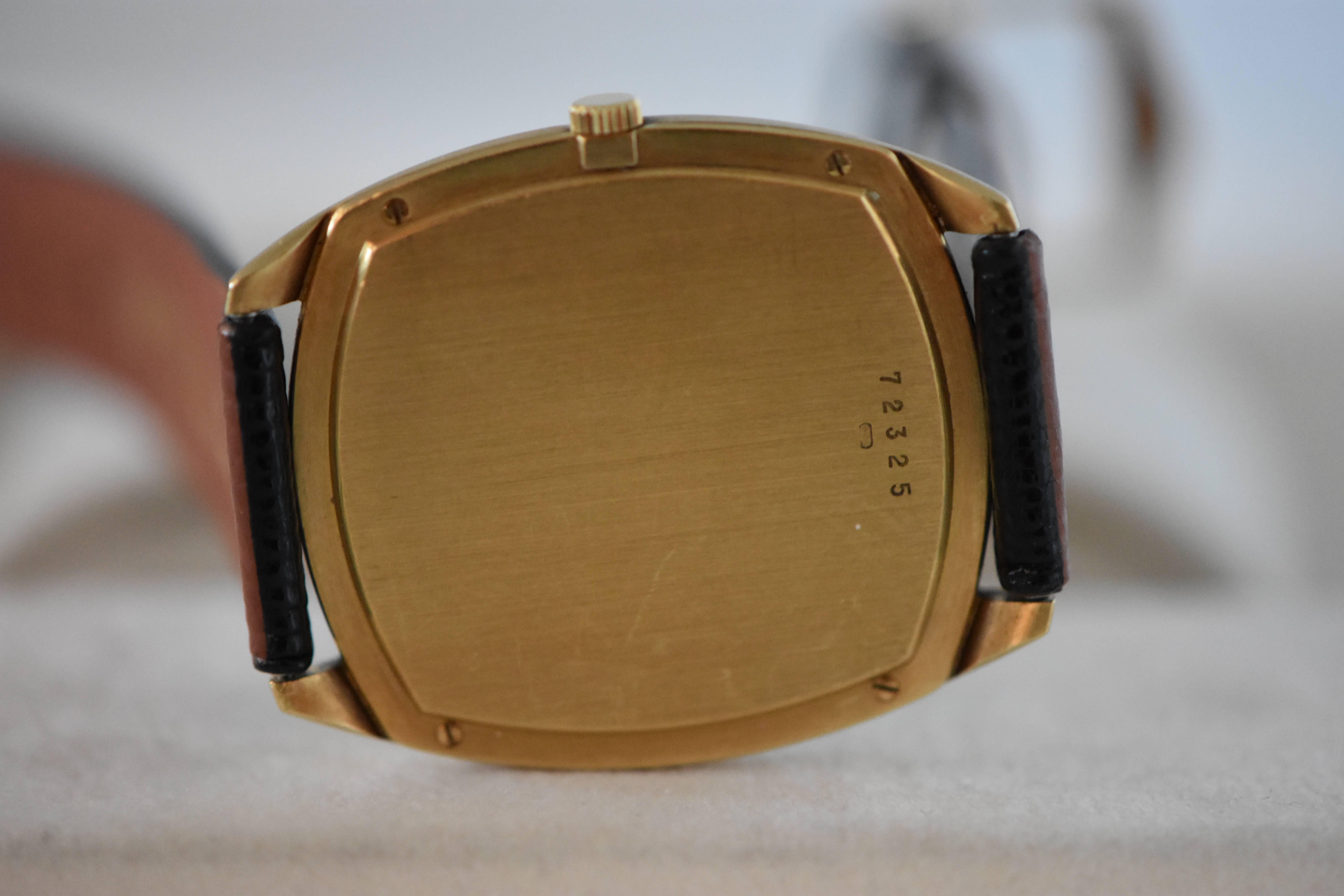 Audemars Piguet ultra-thin rare  gold tonneau dress watch In Excellent Condition In New York, NY