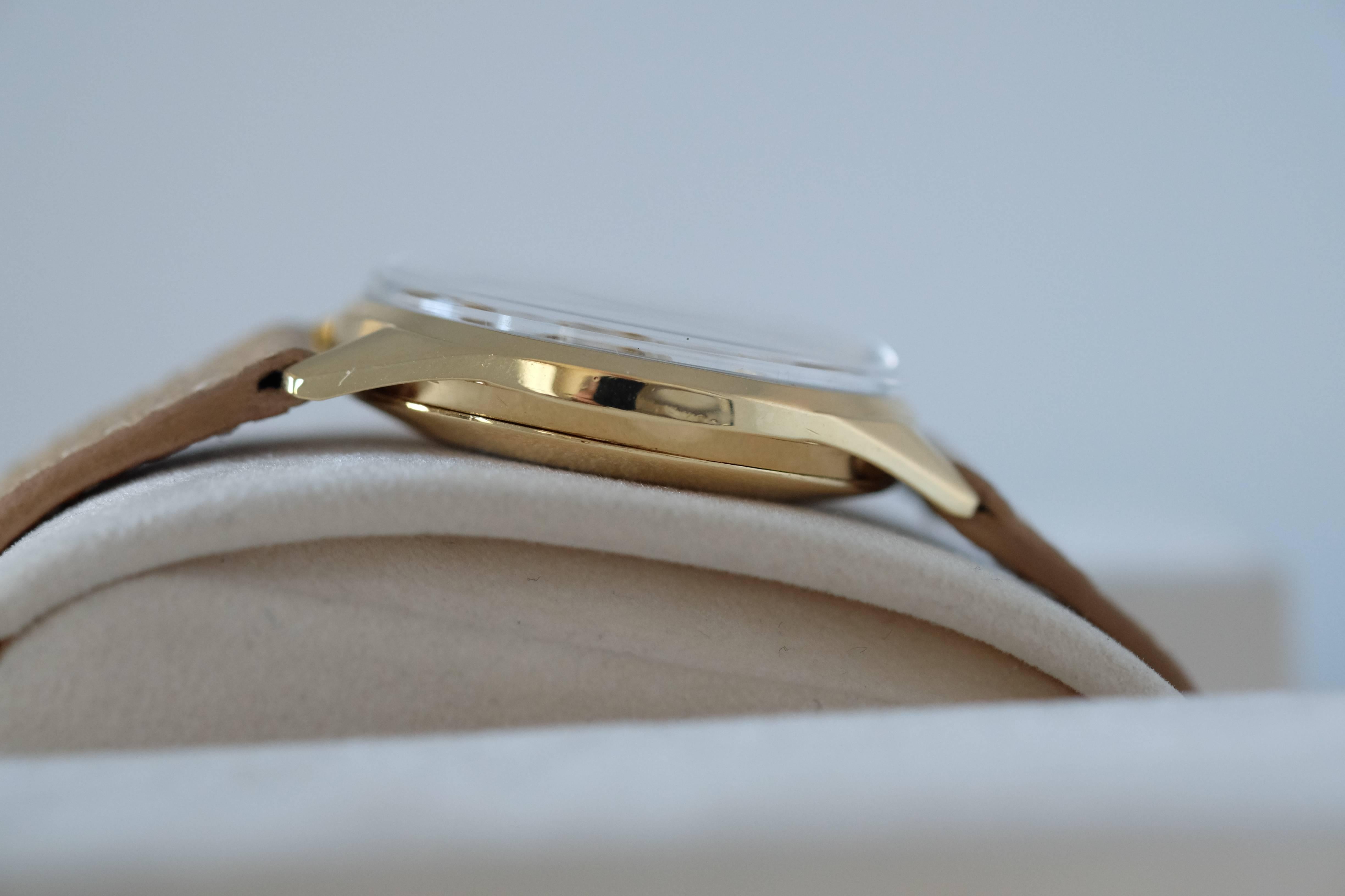 IWC for Cartier Yellow Gold Automatic Wristwatch  In Excellent Condition For Sale In New York, NY