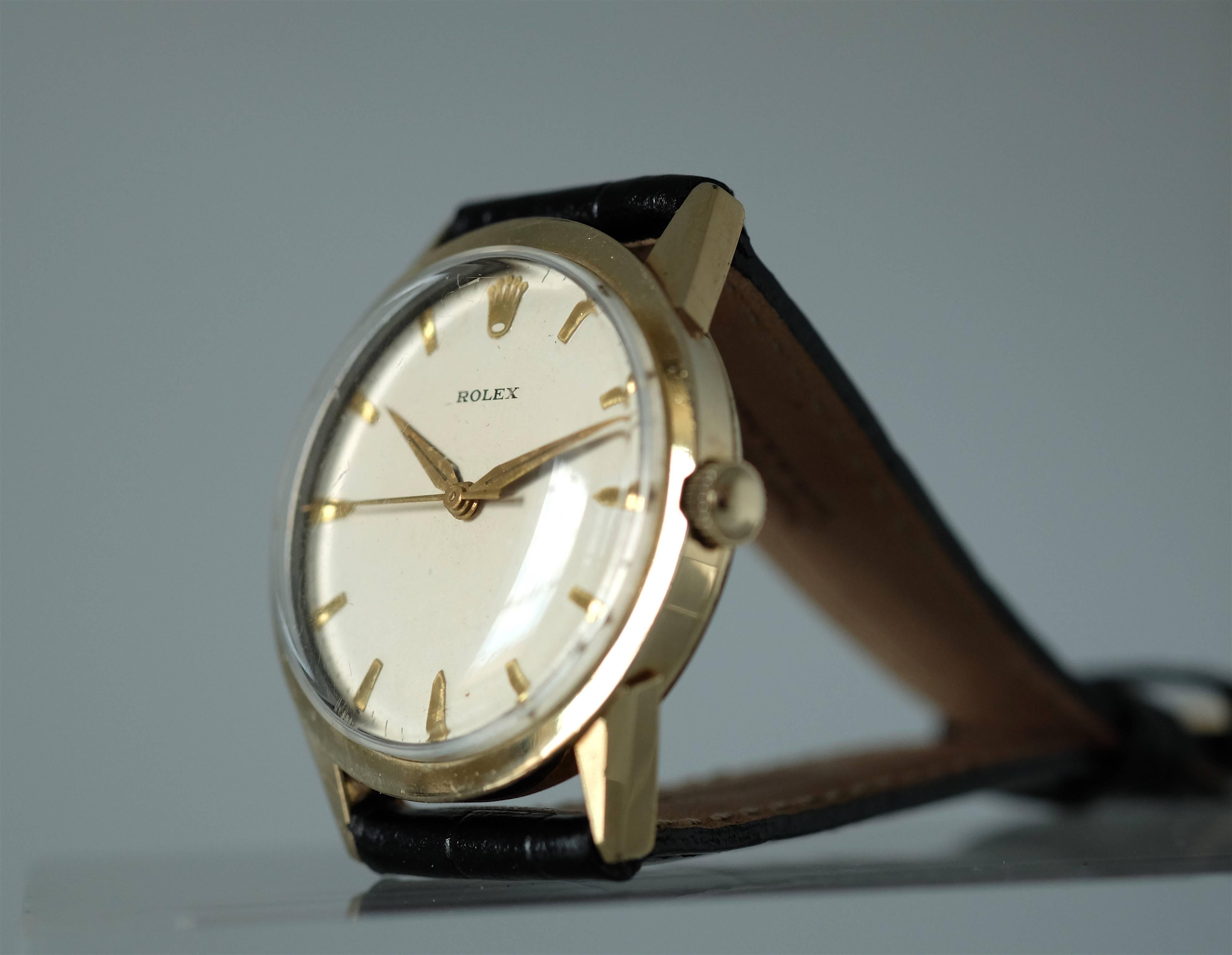 Rolex Yellow Gold Automatic Dress Wristwatch  In Good Condition For Sale In New York, NY