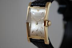 Vacheron Constantin Gold faceted crystal Rectangular Wristwatch  circa 1950