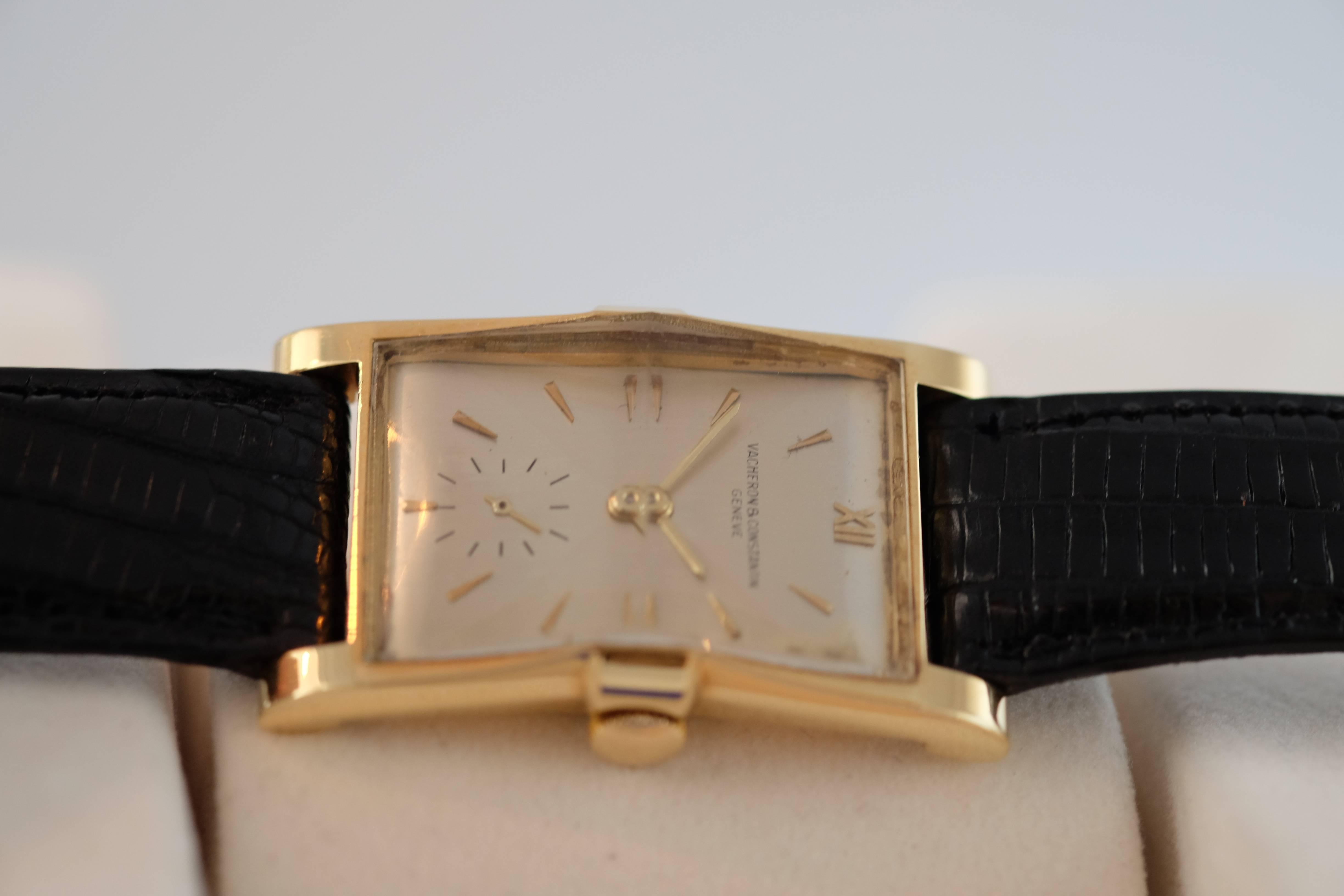 Vacheron Constantin Gold faceted crystal Rectangular Wristwatch  circa 1950 In Excellent Condition For Sale In New York, NY