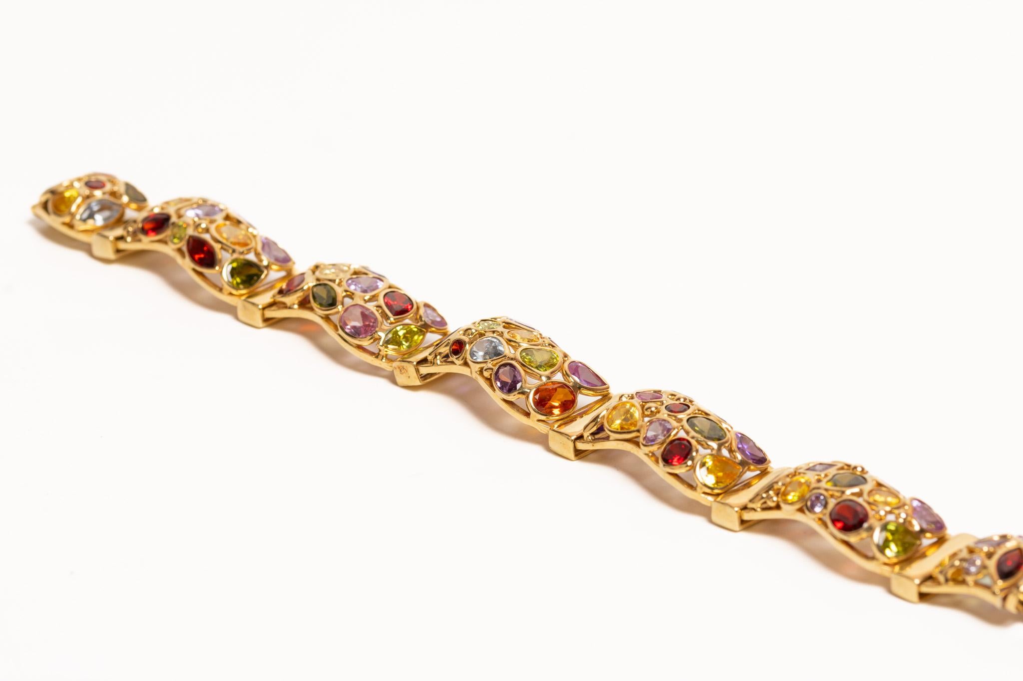 Donna Bracciale d'epoca in oro giallo 14K con pietre naturali, c.C. anni '90 in vendita