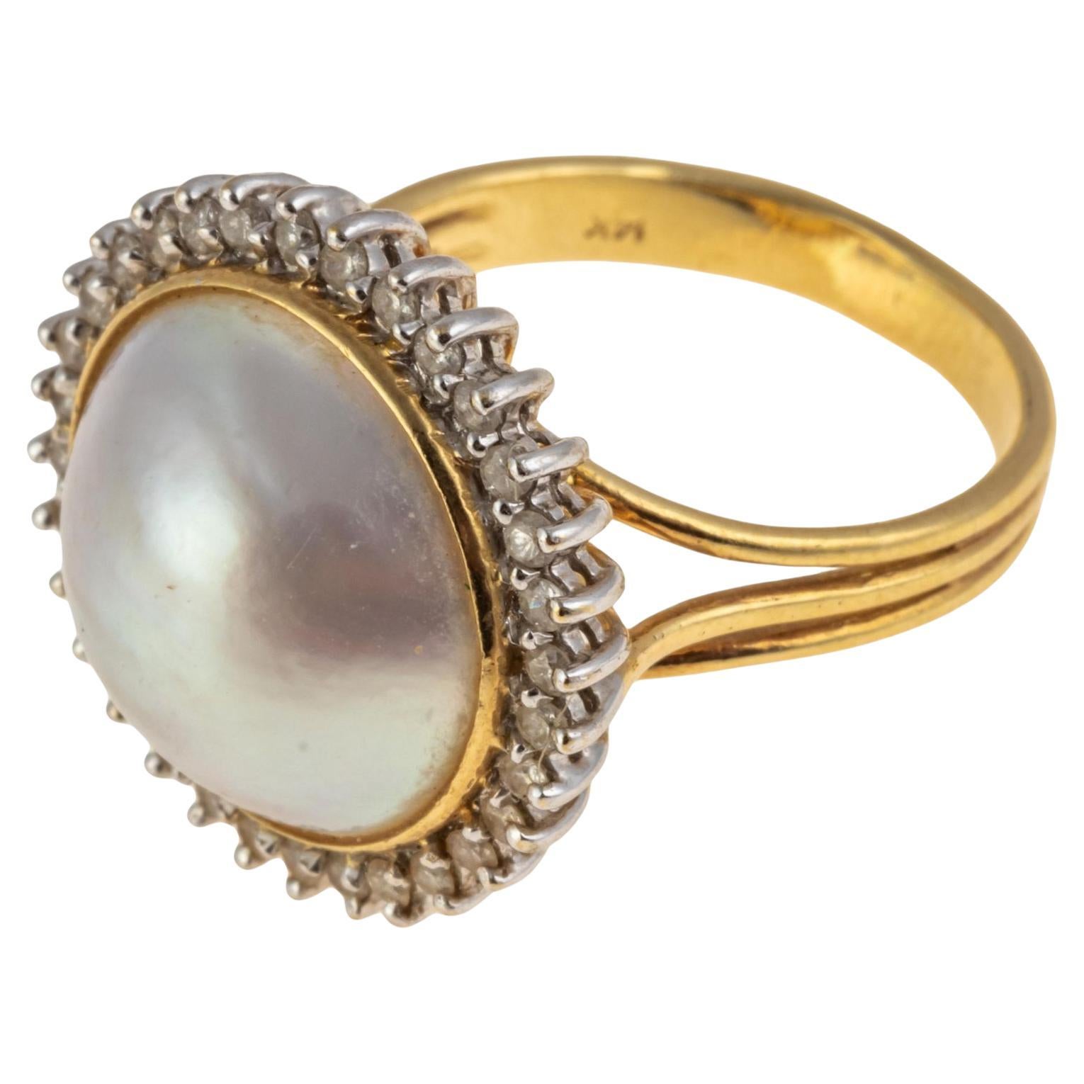 14k Yellow Gold Mabe Pearl Diamond Ring For Sale