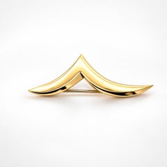Tiffany & Co. Vintage 18k Yellow Gold Flying V Chevron Brooch Pin