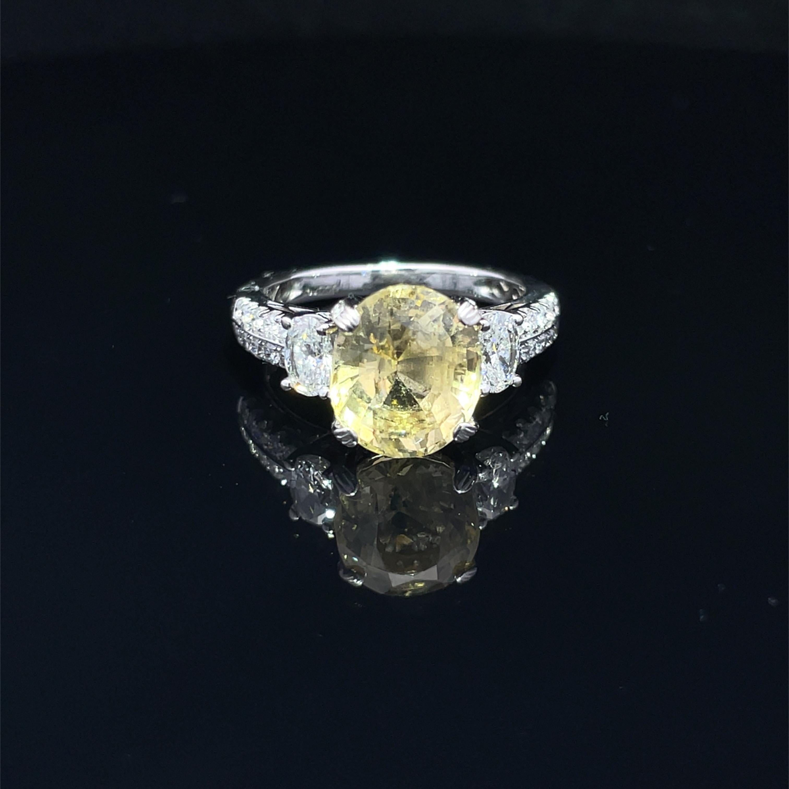 18k Weißgold Gelb Saphir und Diamant Ring im Angebot 3
