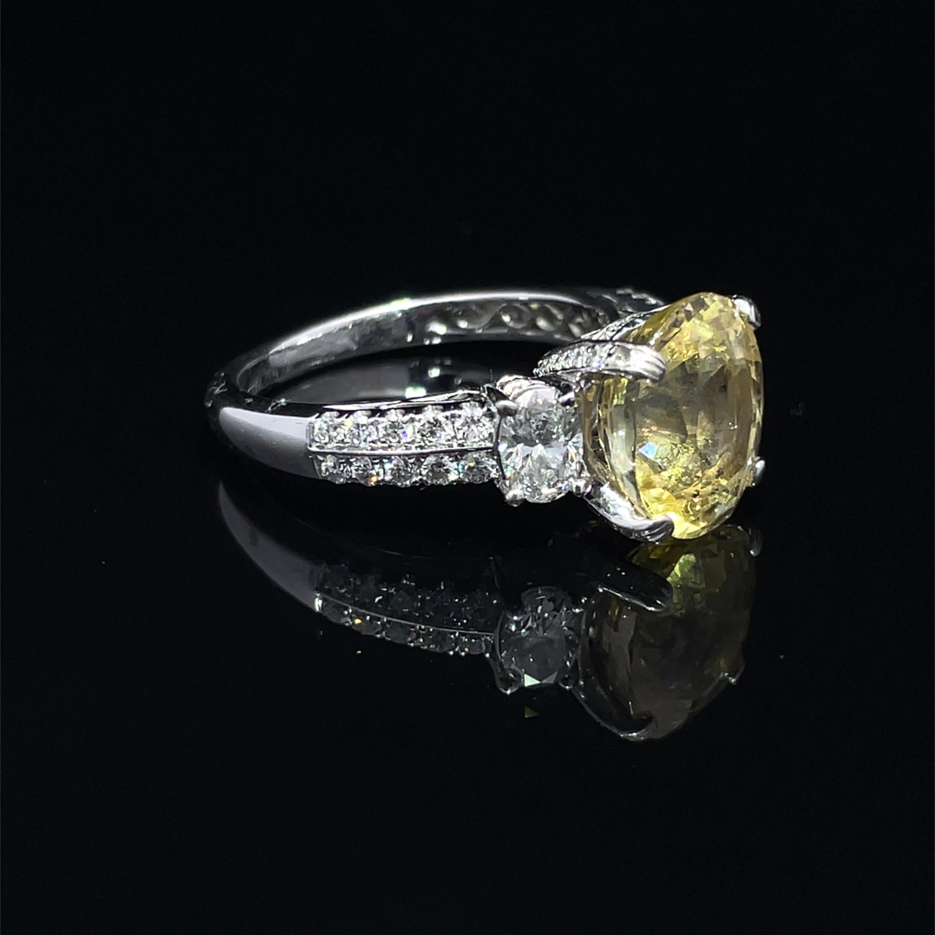 18k Weißgold Gelb Saphir und Diamant Ring im Angebot 2