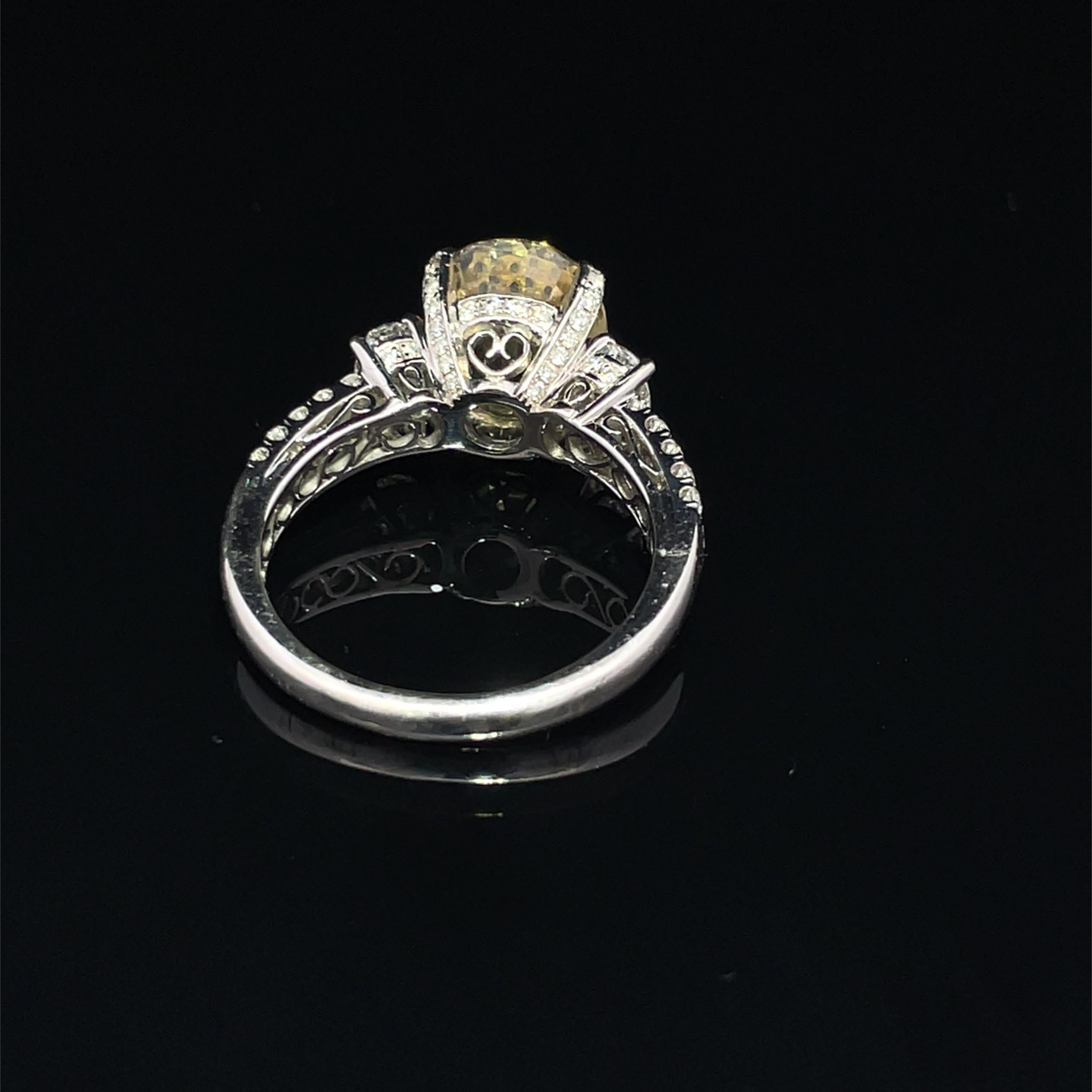 18k Weißgold Gelb Saphir und Diamant Ring im Angebot 1