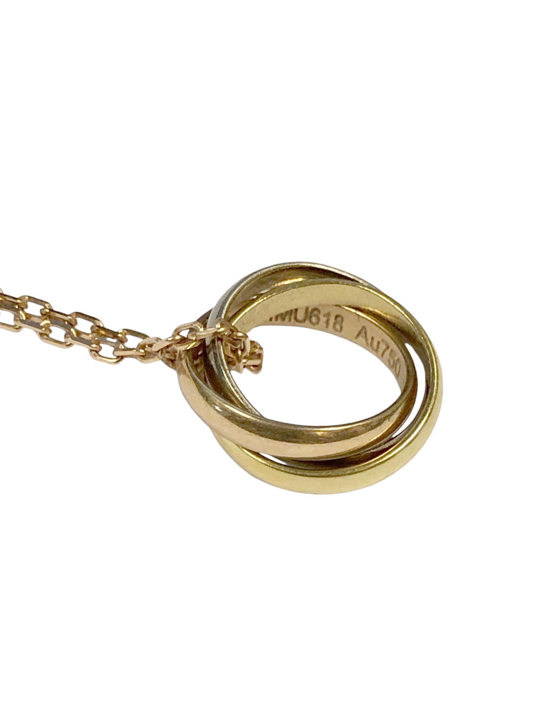 Collana con ciondolo Trinity Ring multicolore in oro 18k di Cartier in vendita 1