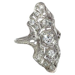 Anello da cocktail d'epoca in stile Art Déco, in platino con diamanti e filigrana