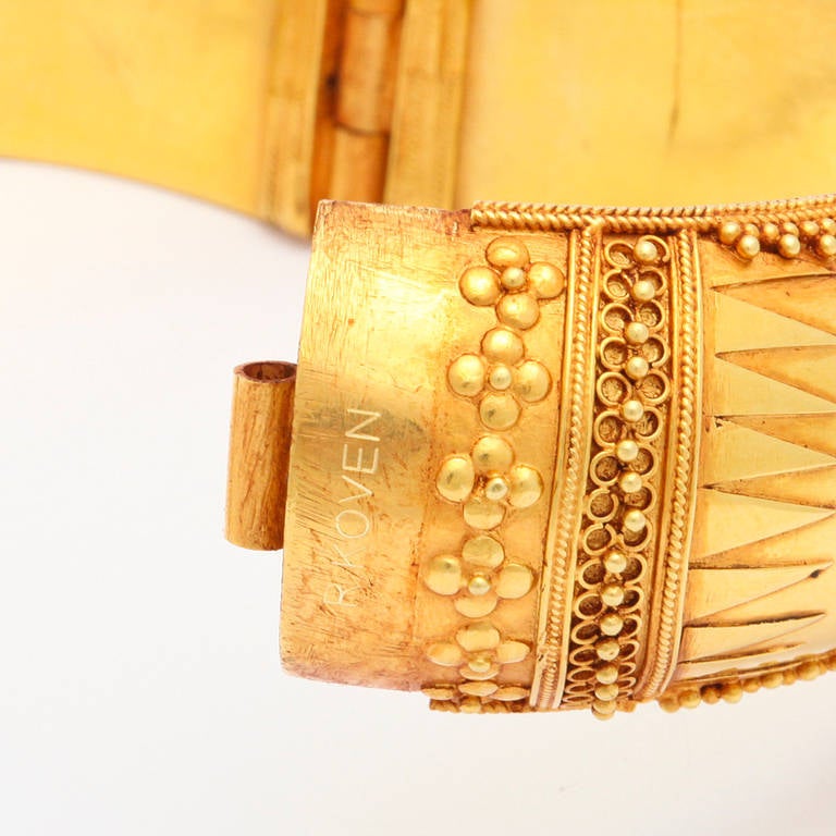 Gold Flower Temple Bracelet 1