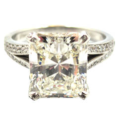 Neil Lane Custom Made 3.01 Carat Radiant Cut Diamond Platinum Engagement Ring