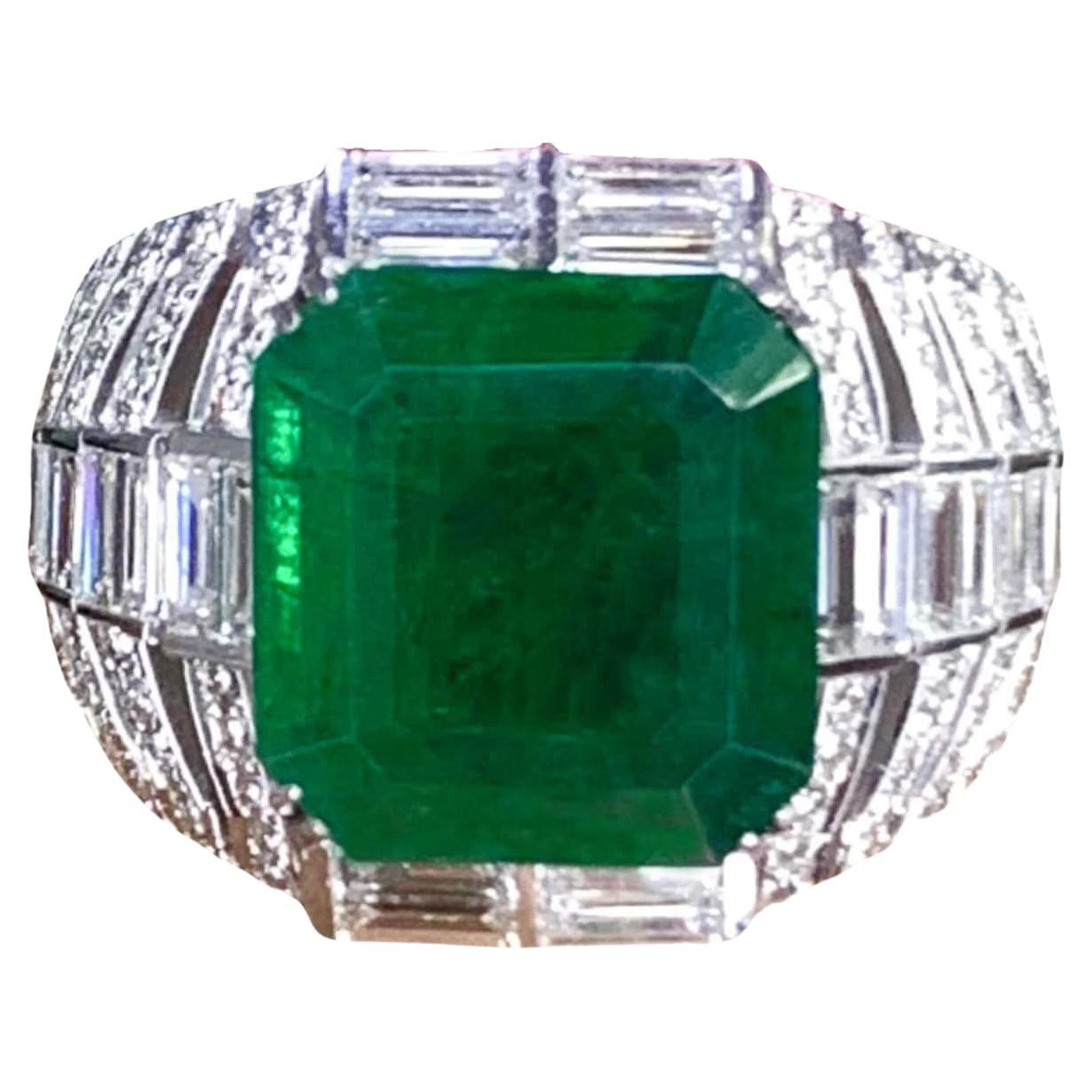 Men's 5.47 Carat Zambian Emerald in 18k White Gold Ring For Sale