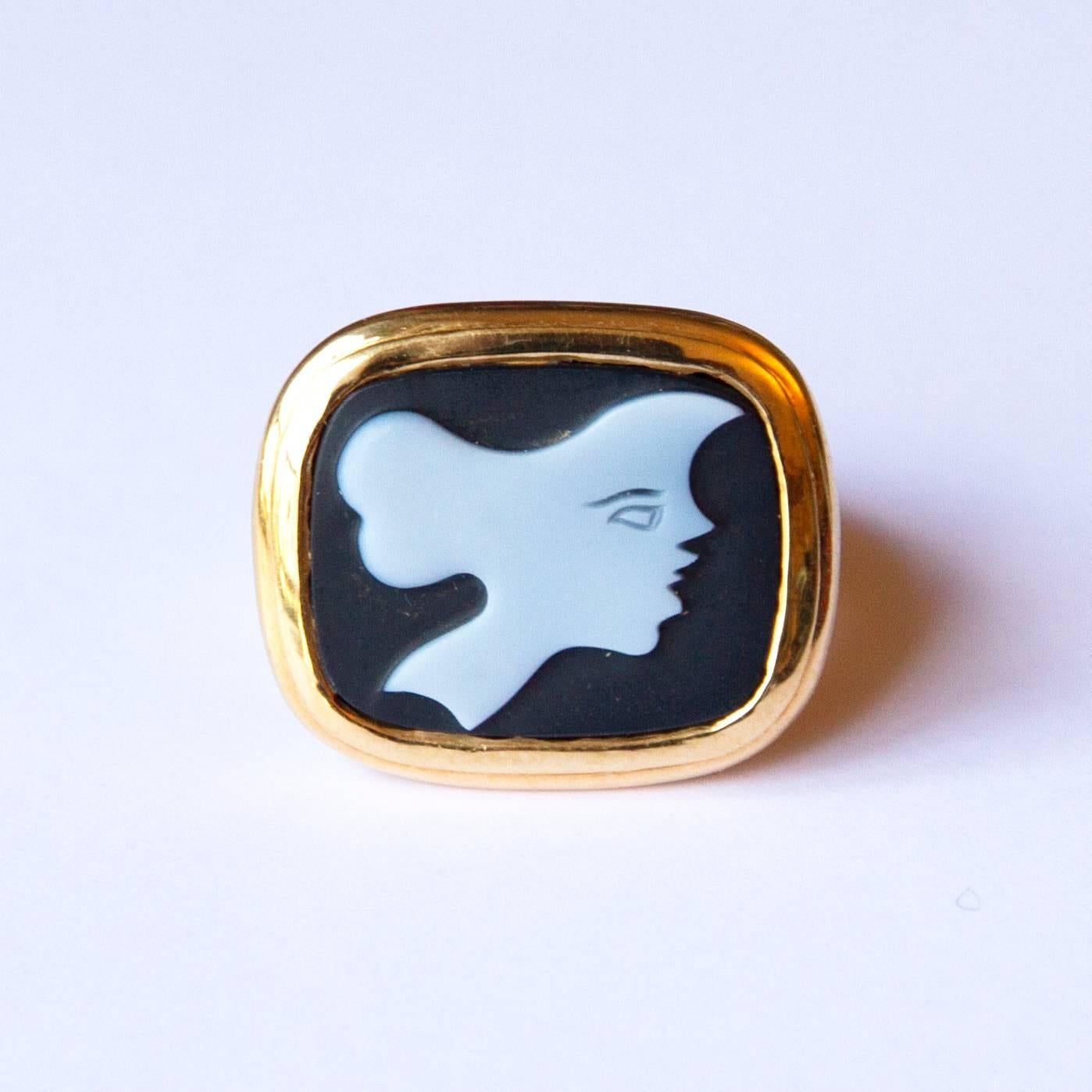Unique 18K Gold and Black Agathe cameo ring by Georges Braque (1882-1963), inventor of cubism.  
The piece is called Hecate, after the Greek Goddess.  
It is signed "G. Braque" and marked "Exemplaire Unique" 
Size 53 (6 1/4)